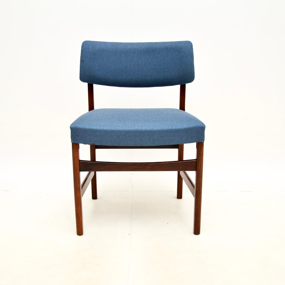 Set of Six Vintage Dining Chairs by Robert Heritage for Archie Shine For Sale 1