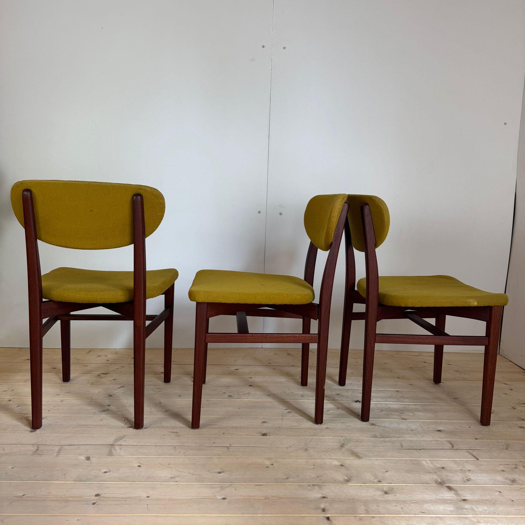 Mid-Century Modern Set of six vintage dining chairs, Denmark 1960 For Sale