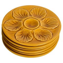 Servizio di maiolica, ceramica, argento e vetro