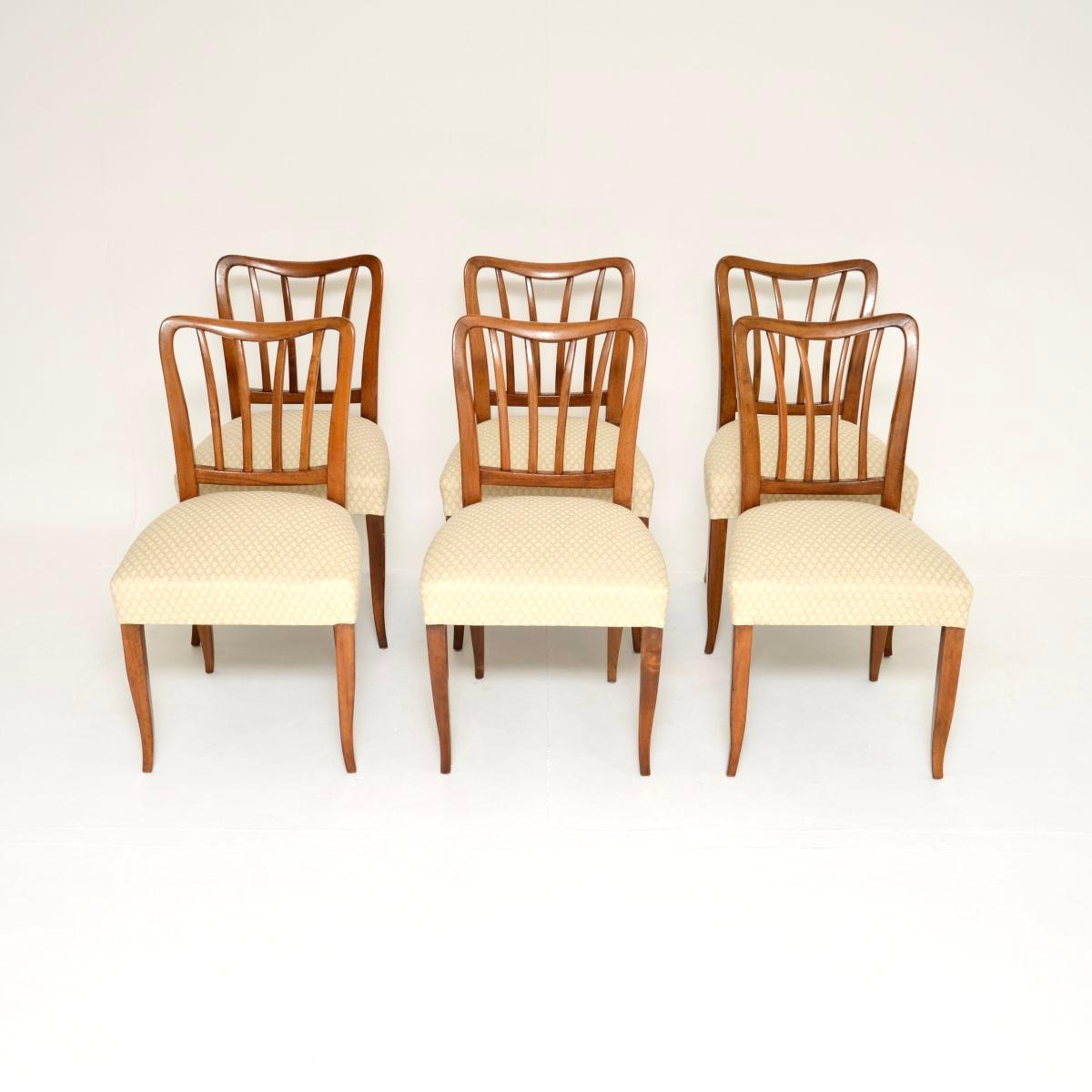 Set of Six Vintage Italian Midcentury Walnut Dining Chairs (Moderne der Mitte des Jahrhunderts) im Angebot