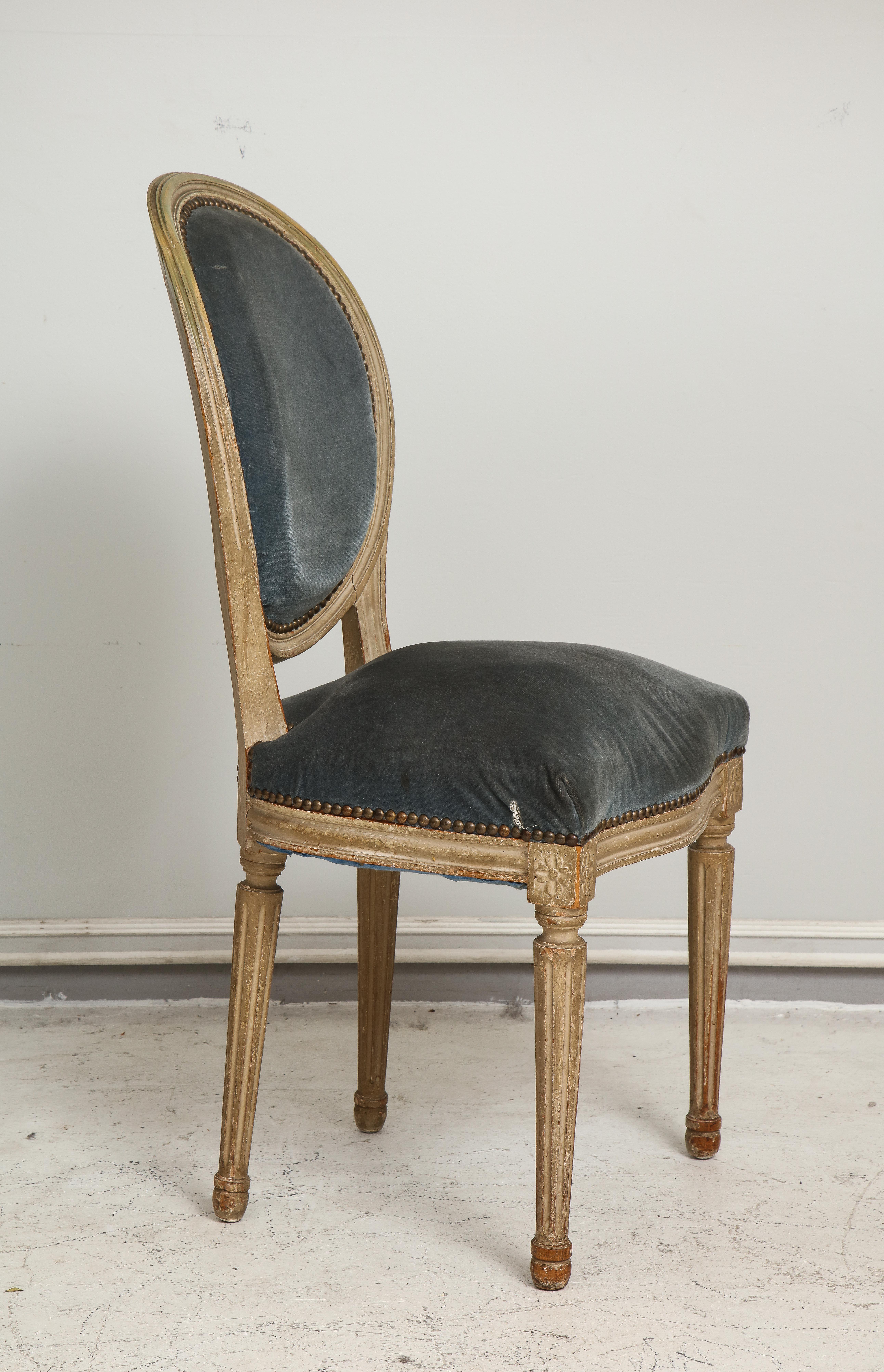 Conjunto de Seis Sillas de Comedor Vintage Estilo Luis XVI Pintadas 4