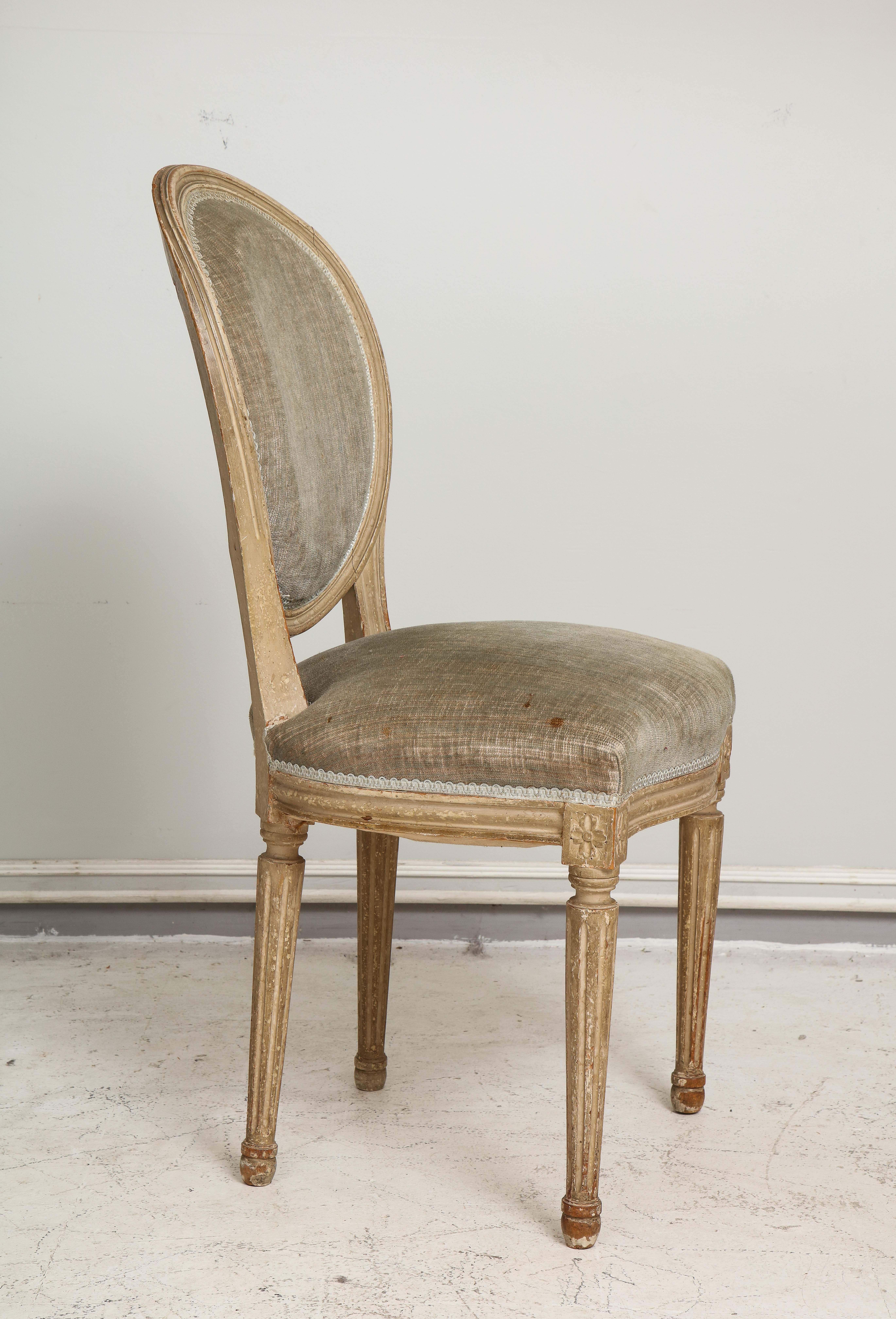Set of Six Vintage Louis XVI, Style Painted Dining Room Chairs In Good Condition In New York, NY
