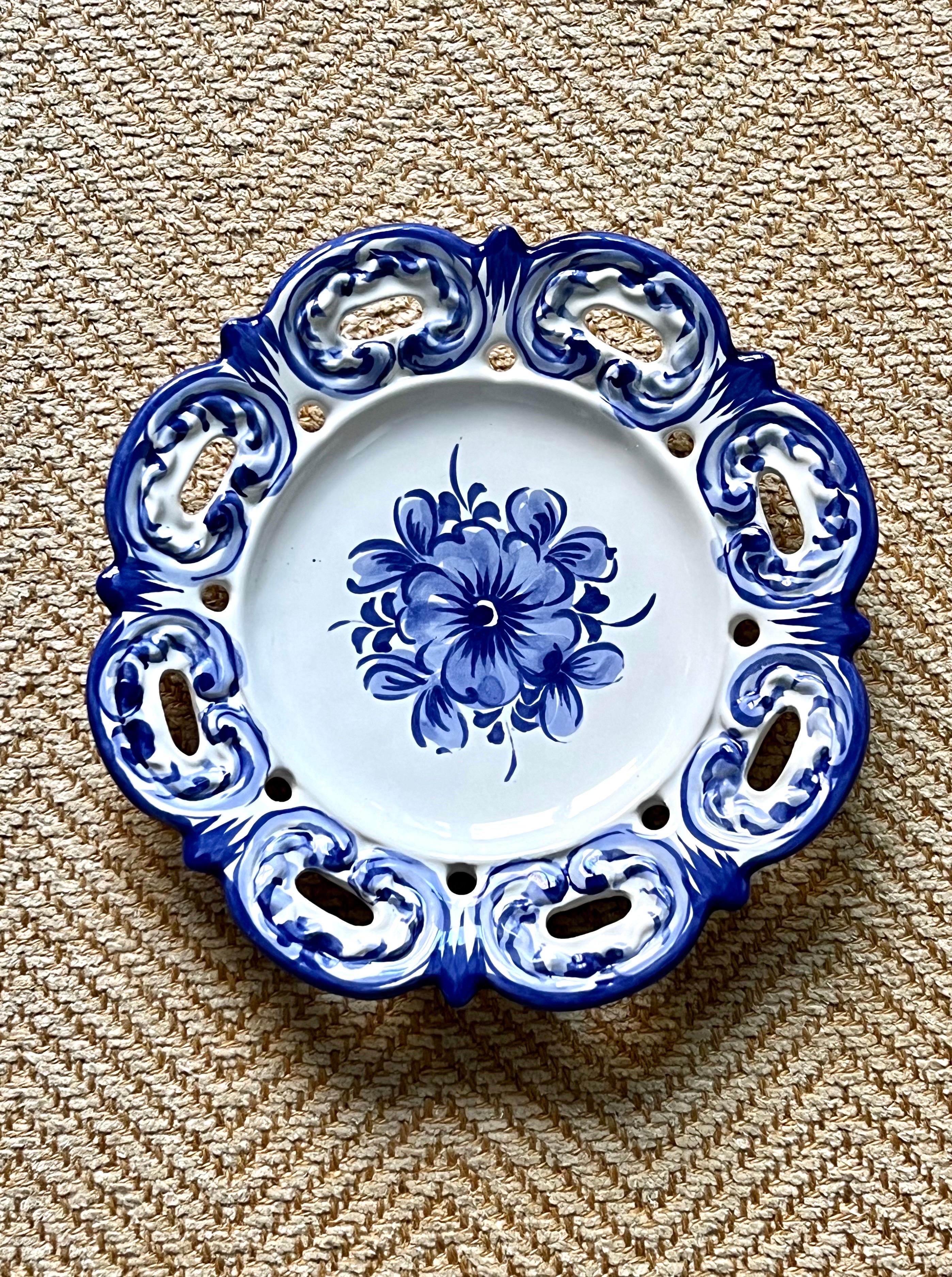 Set of Six Vintage Made in Portugal Blue and White Wall Plates 4