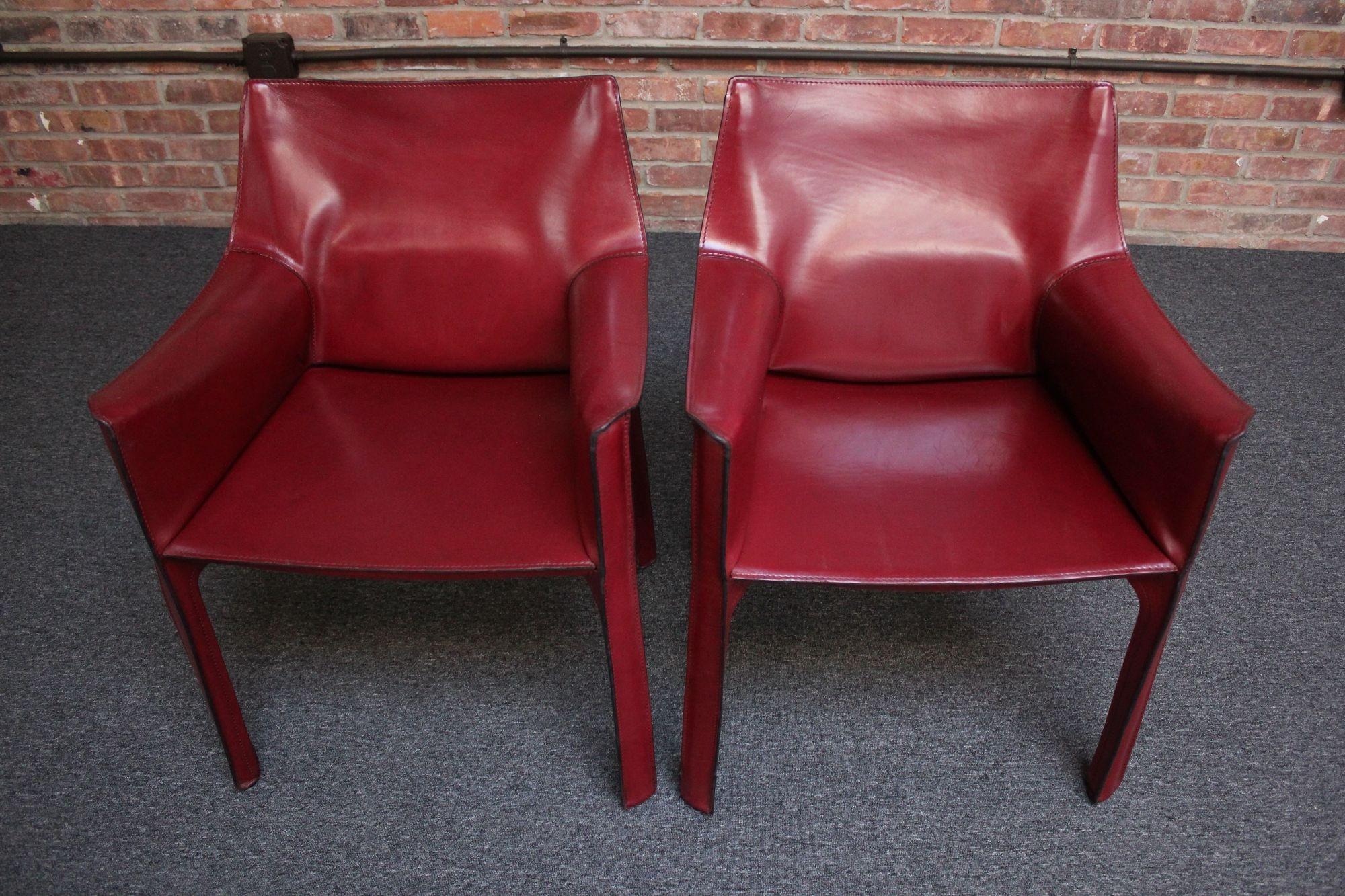 Italian Set of Six Vintage Mario Bellini for Cassina CAB Chairs in Oxblood Leather For Sale