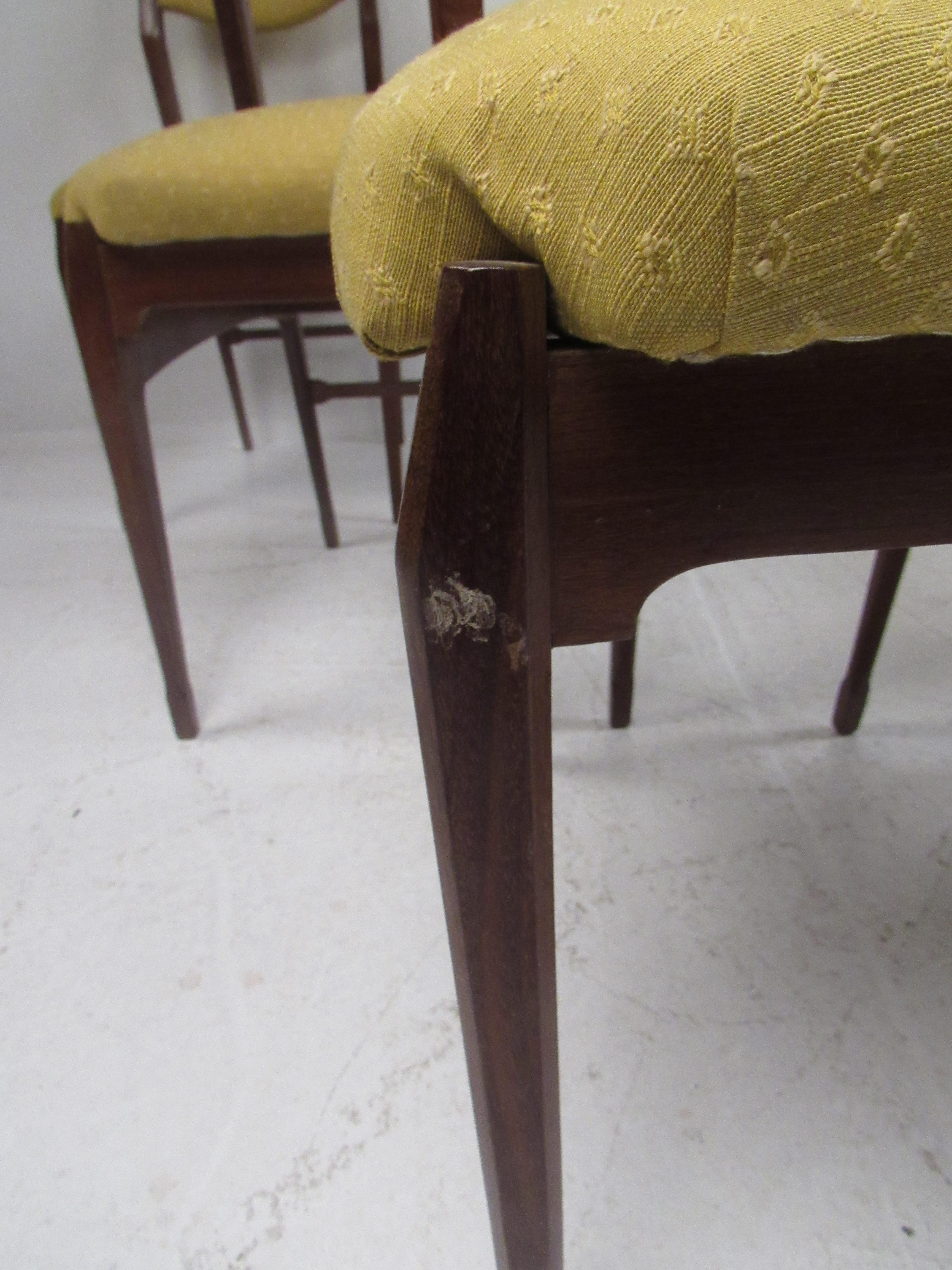 Set of Six Vintage Modern Italian Dining Chairs For Sale 7