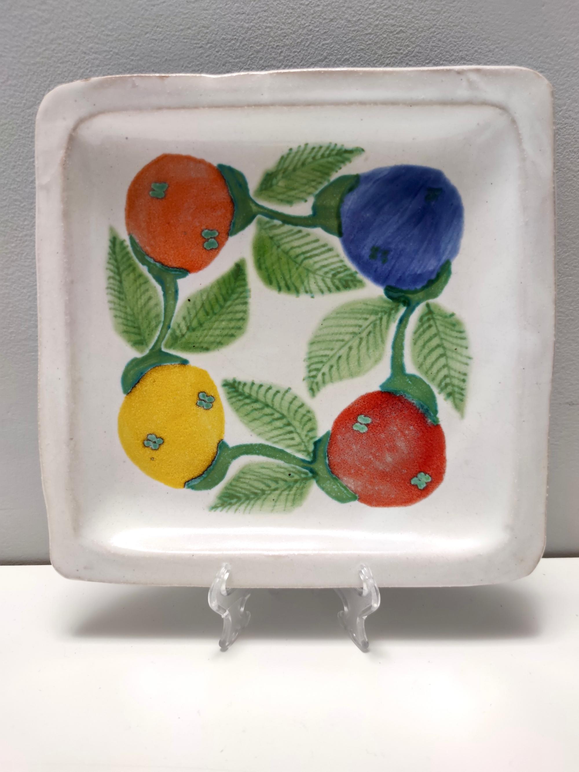 Set of Six Vintage Square Hand-Crafted Earthenware Plates by De Simone, Italy For Sale 3