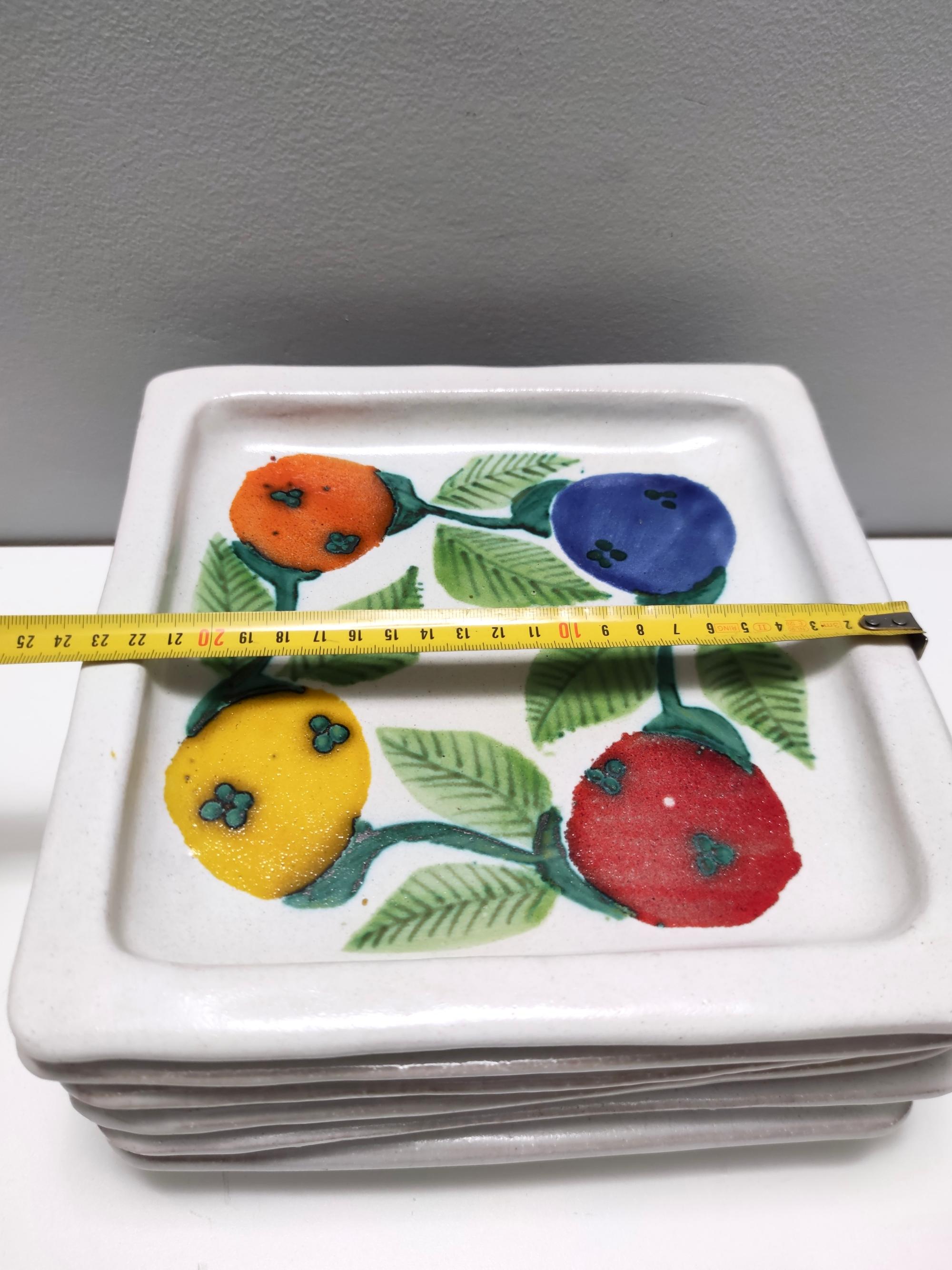 Italian Set of Six Vintage Square Hand-Crafted Earthenware Plates by De Simone, Italy For Sale