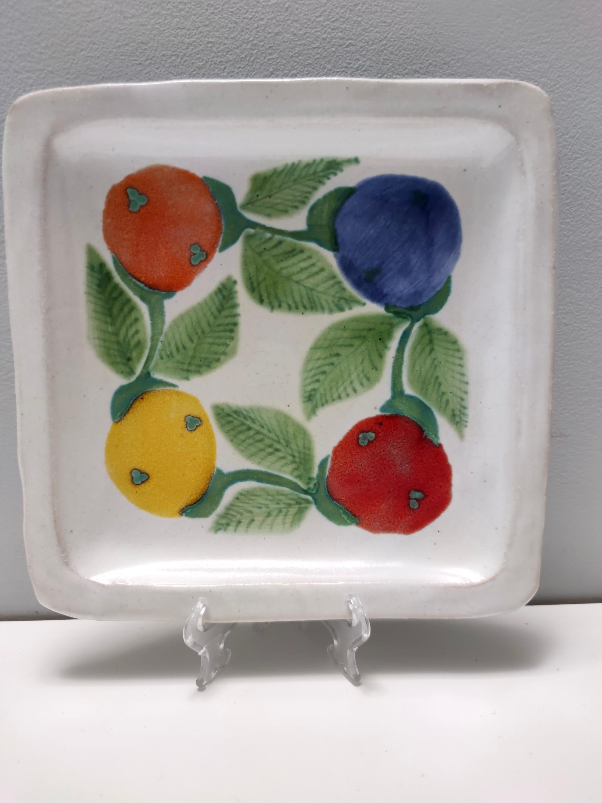 Set of Six Vintage Square Hand-Crafted Earthenware Plates by De Simone, Italy For Sale 1