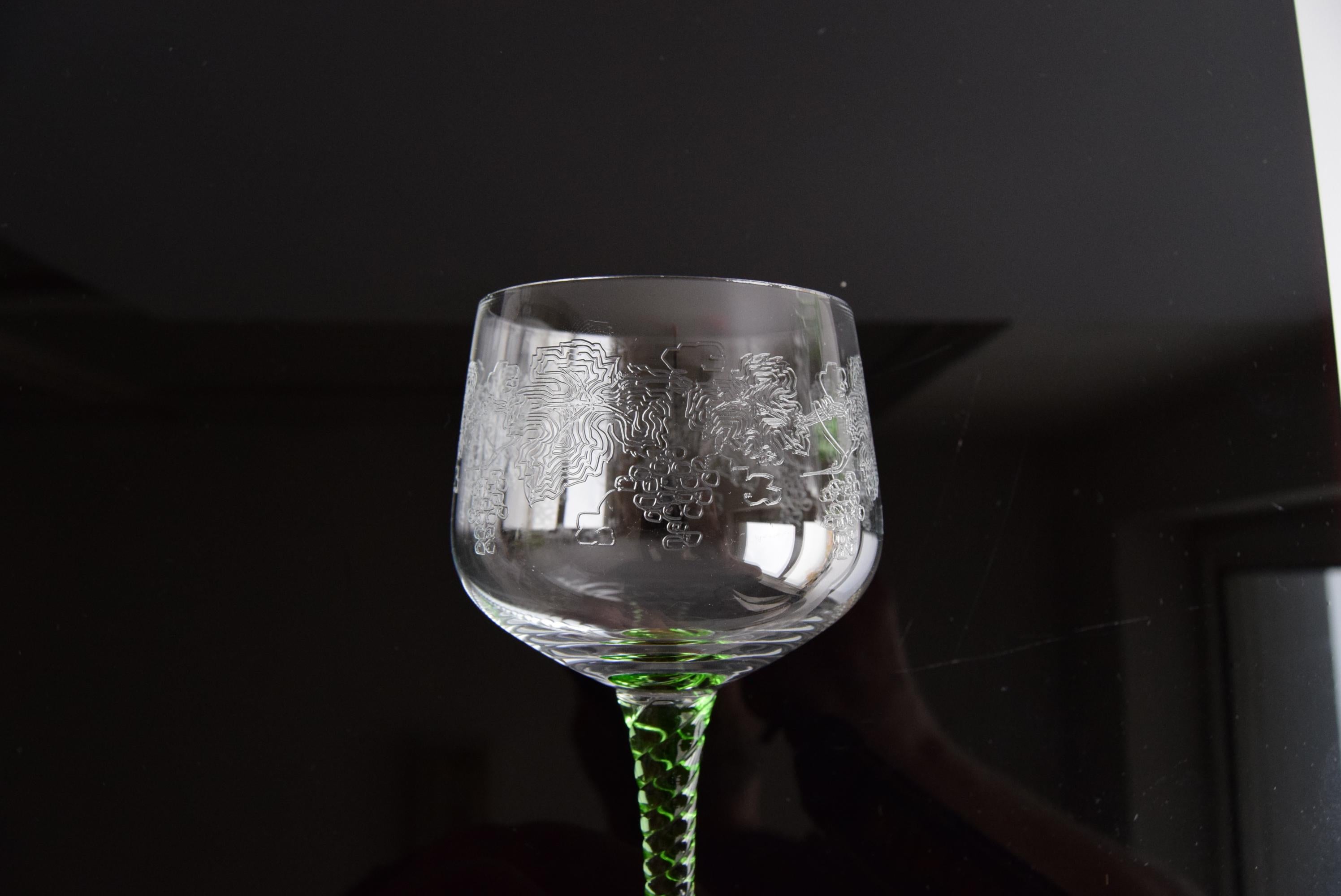 Set of six vintage stemmed glasses, 1960s. For Sale 2
