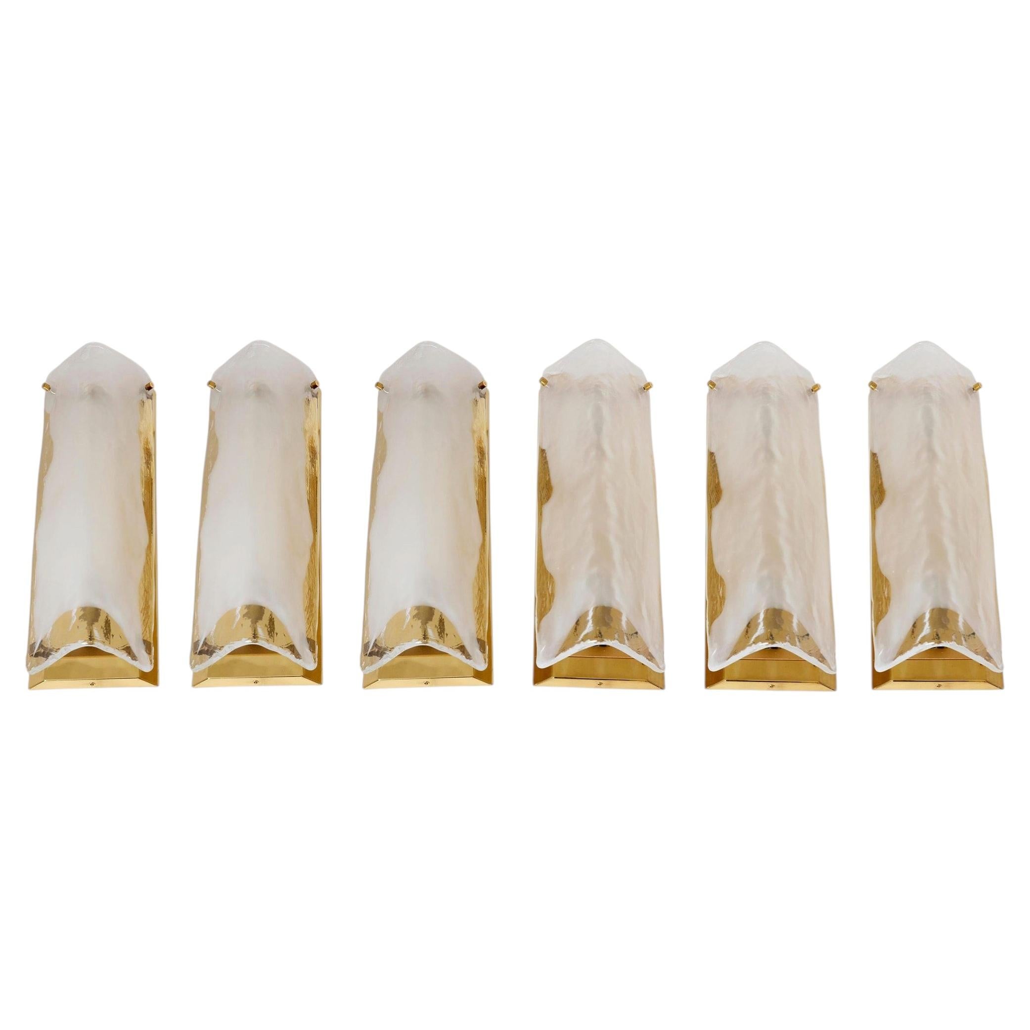 Juego de seis apliques de pared de Kalmar, latón claro, cristal de Murano, años 70