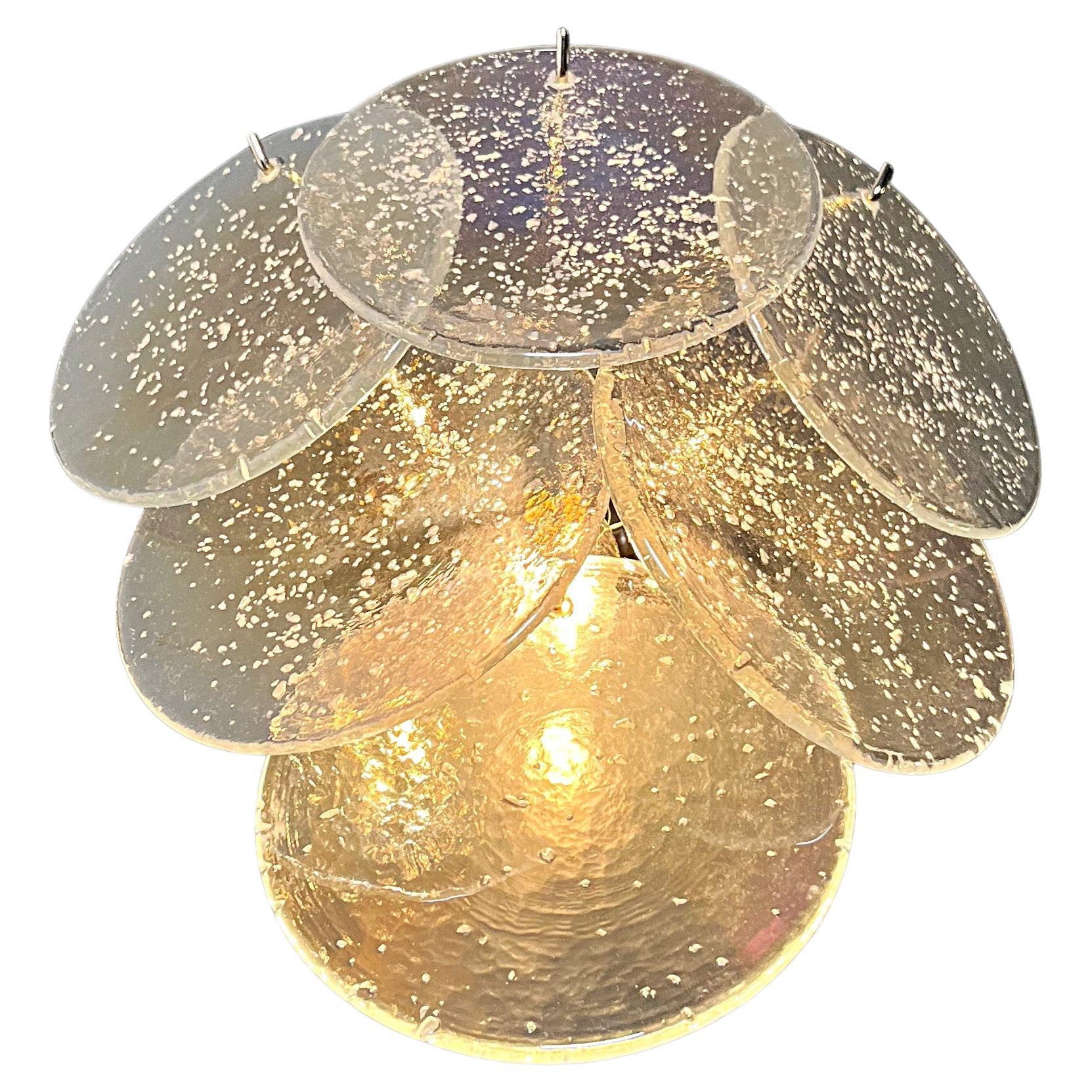 Europeo Set di sei lampade da parete a disco iridescenti di Murano in vendita