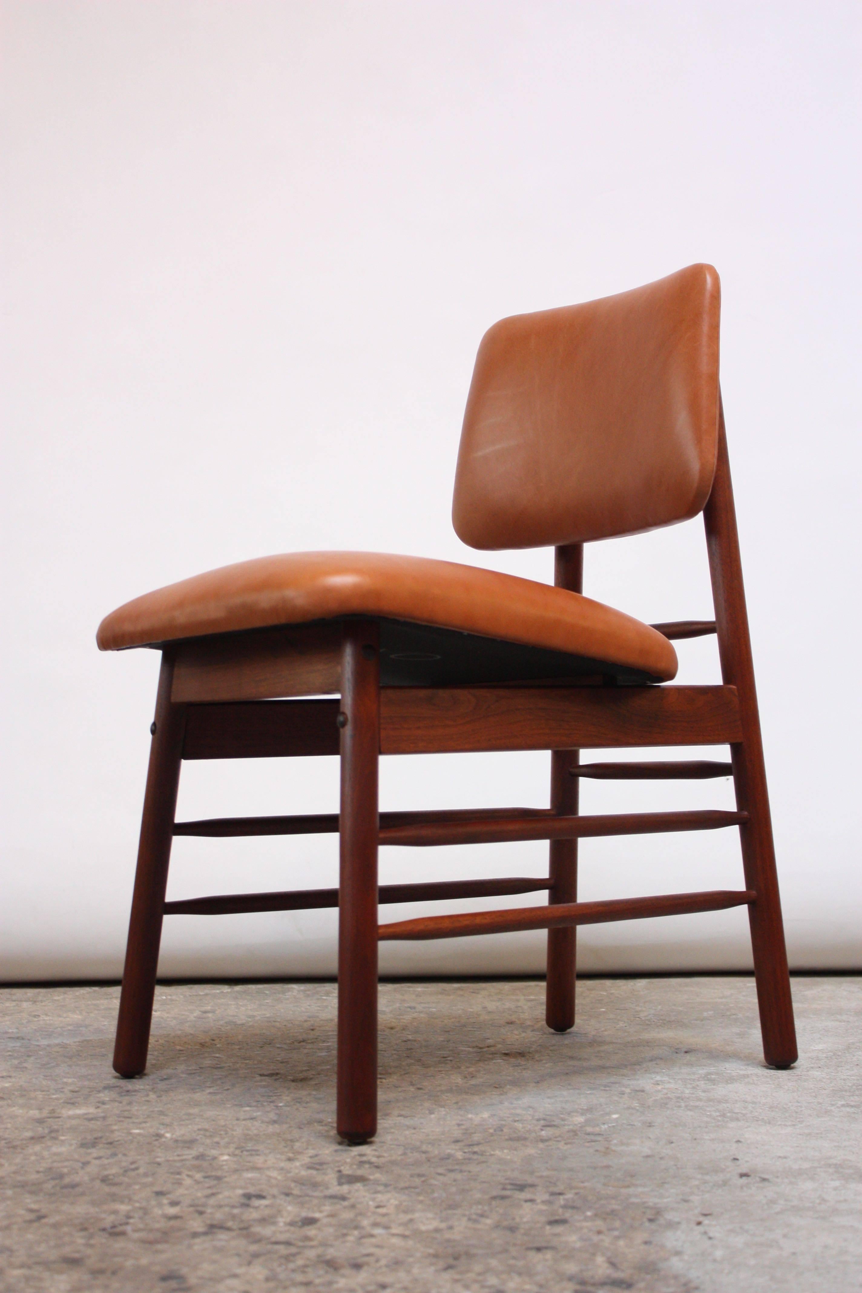 Set of Six Walnut and Leather Dining Chairs by Greta Grossman 2