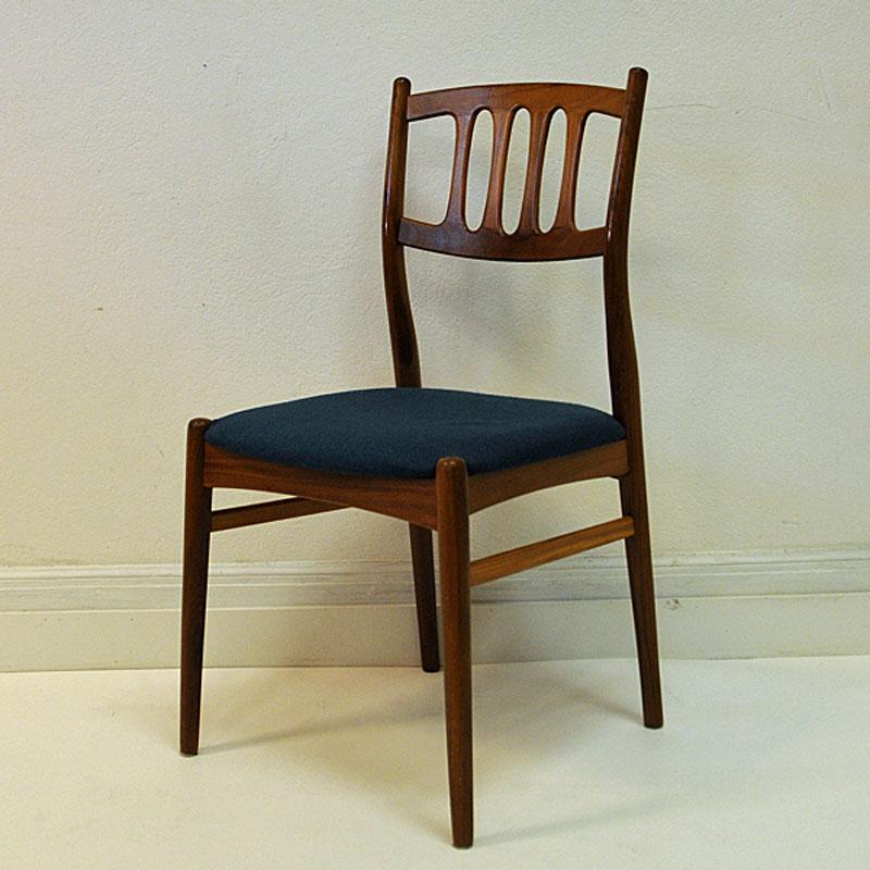 Set of Six Walnut Dining Chairs  1950`s by Bendt Winge for Gustav Bahus - Norway 1