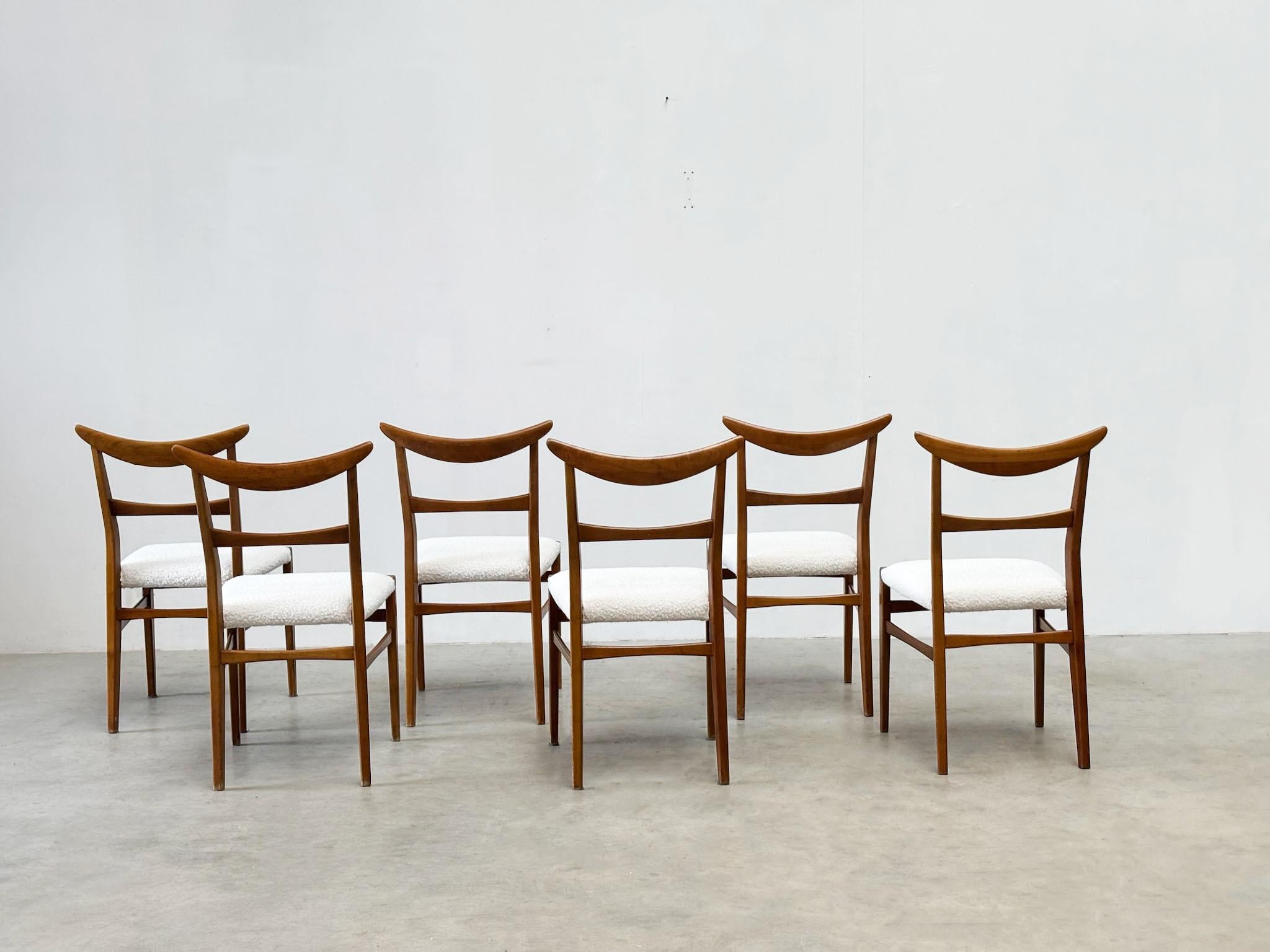 Set di sei sedie da pranzo Lübke in noce in vendita 4