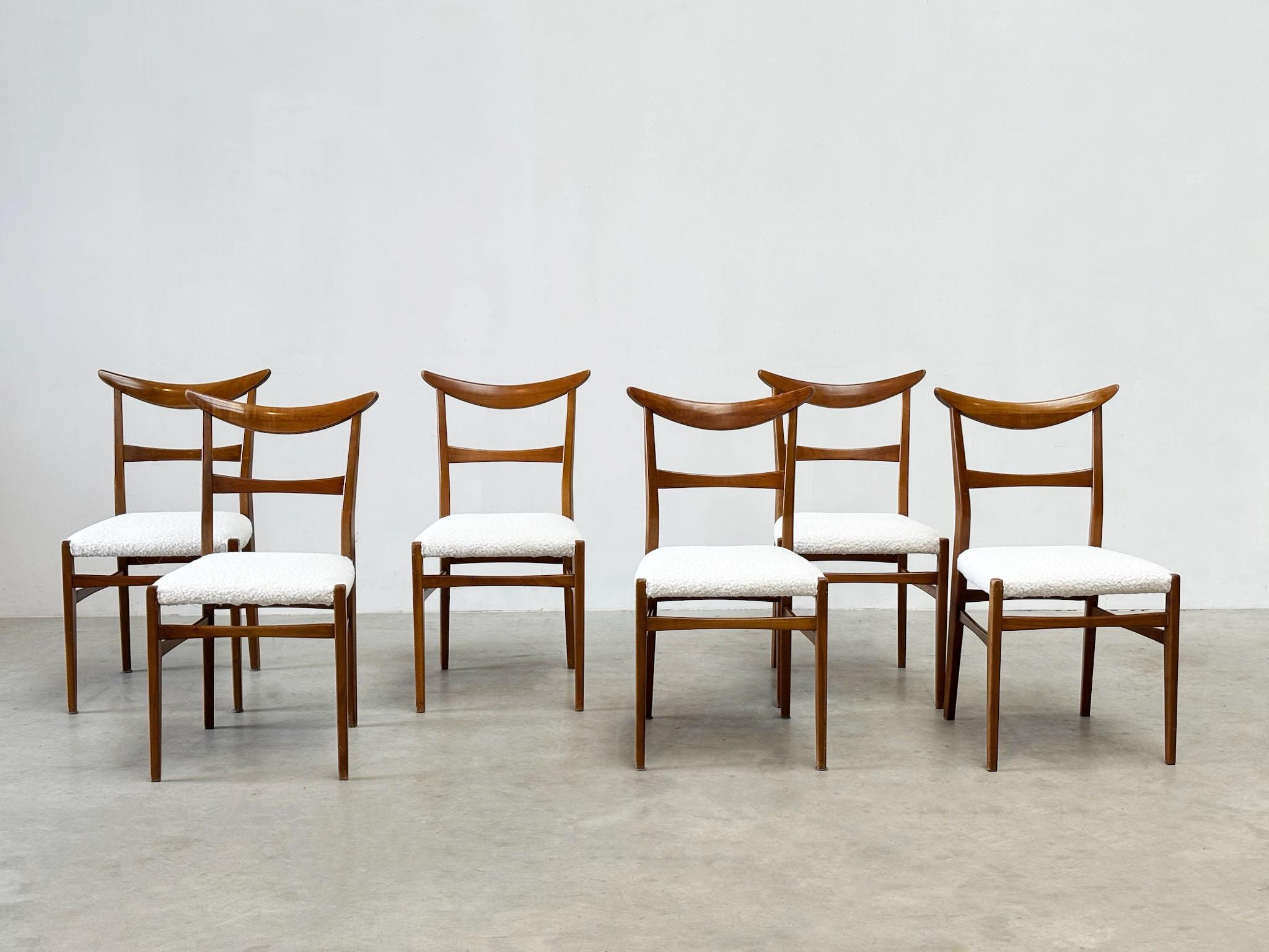 Set di sei sedie da pranzo Lübke in noce In condizioni buone in vendita a Nijlen, VAN