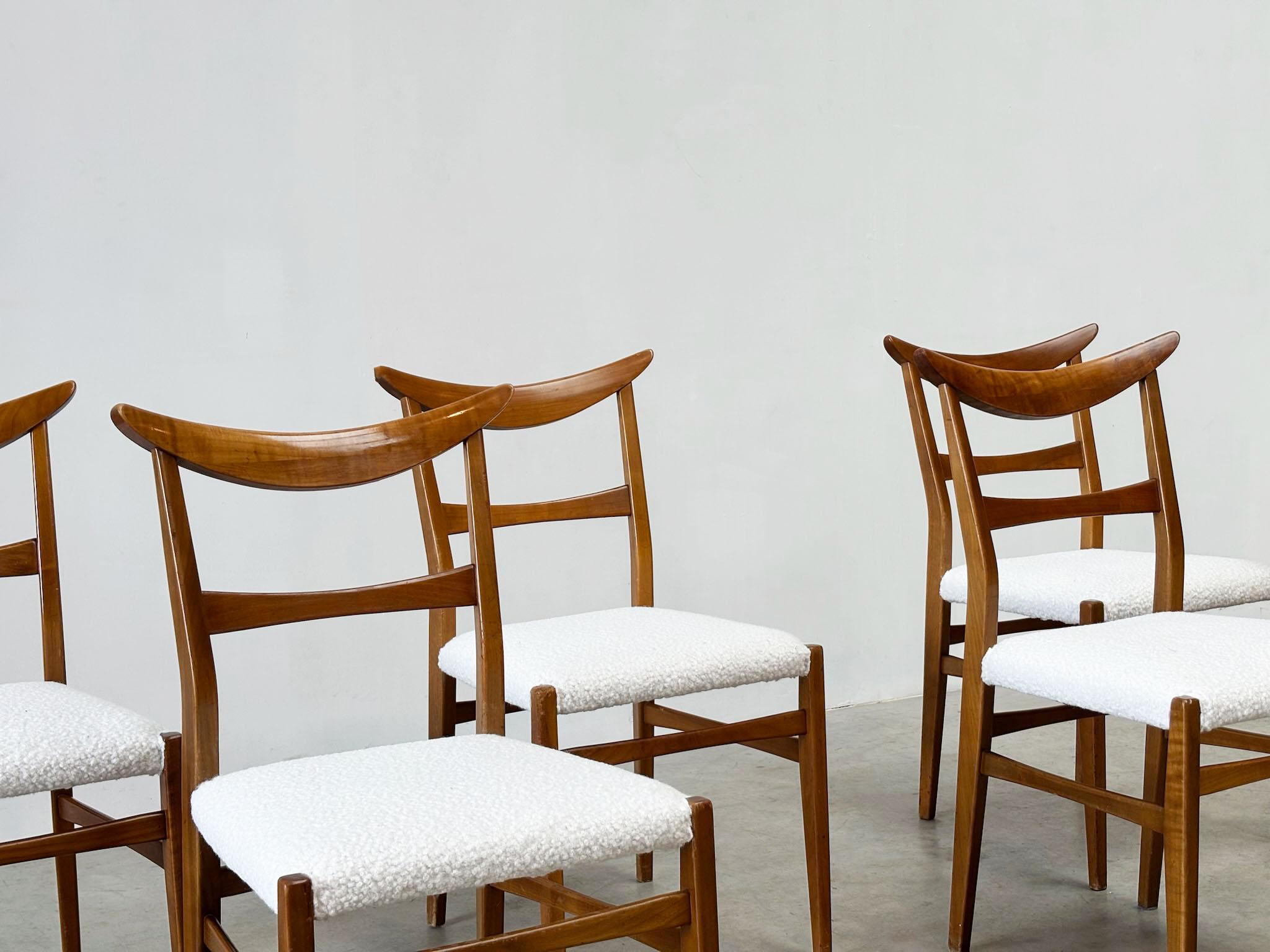 Fine XX secolo Set di sei sedie da pranzo Lübke in noce in vendita