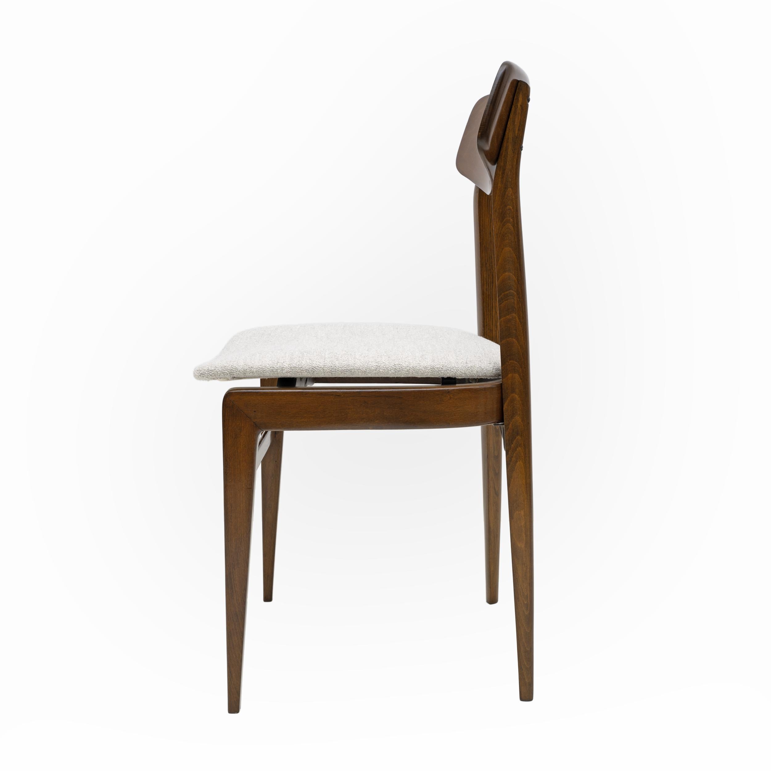 Set of Six Walnut-Stained Beech and Bouclè Fabric Dining Chairs, Denmark, 1960s For Sale 1