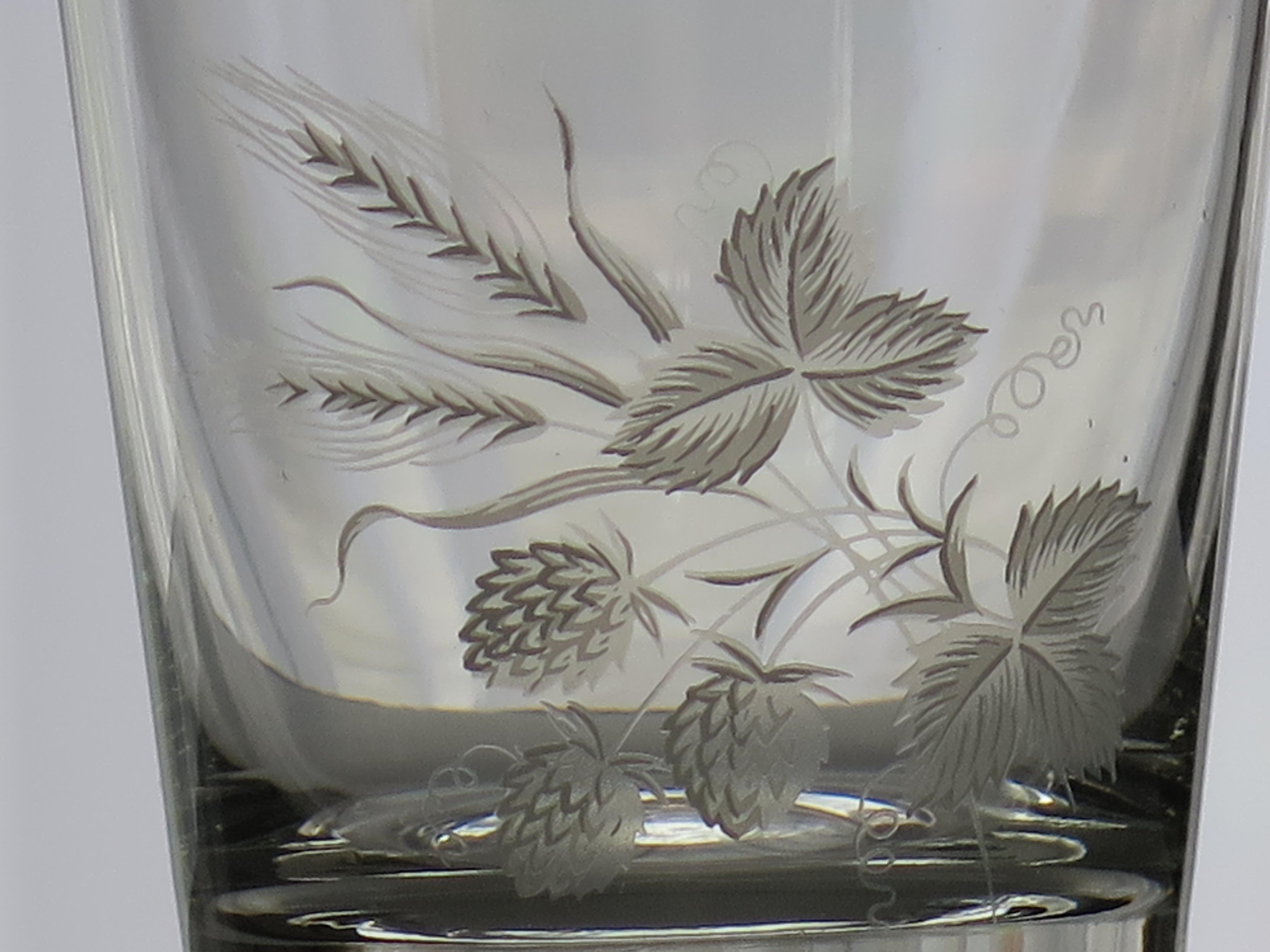 Set of SIX Whisky Drinking Glasses Barley Decoration & Silver Rim, circa 1950s For Sale 2