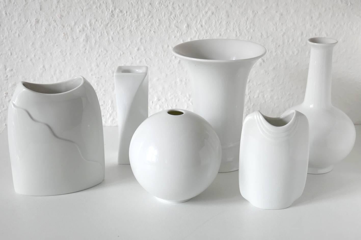 Set of six beautiful midcentury white porcelain vases and candleholder by M. Fray for Kaiser.
Germany, 1960s-1970s
1. Height 5.3