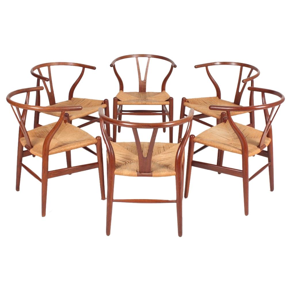 Set of Six Wishbone Chairs in Patinated Oak by Hans Wegner, 1960s
