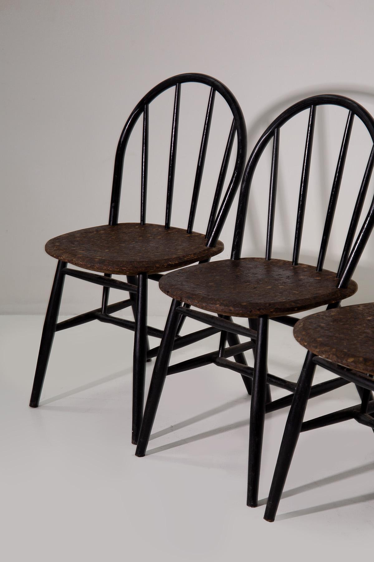 Italian Ensemble de six chaises en bois et liège en vente