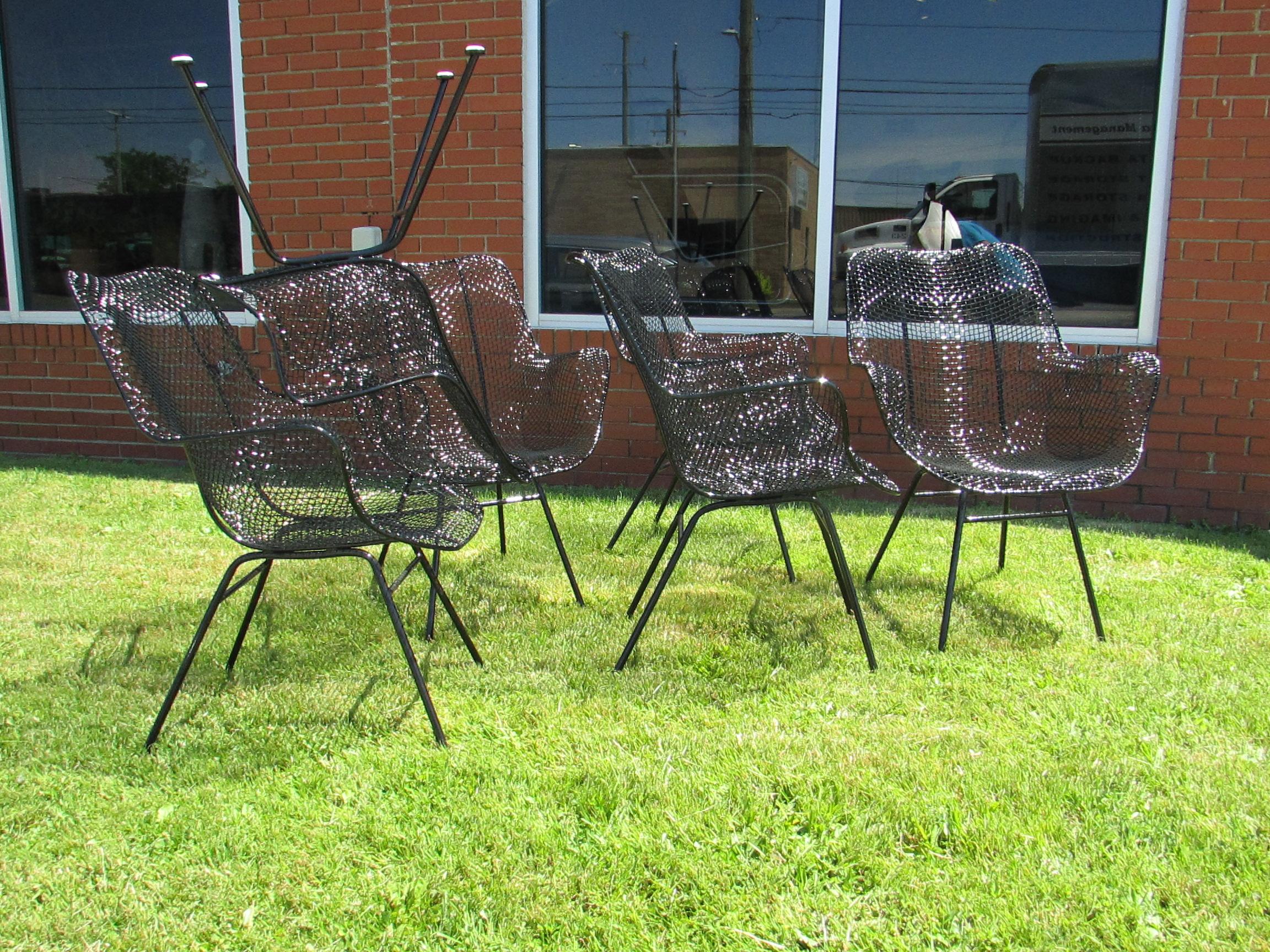 Set of six Woodard Sculptura wrought iron tall back dining height chairs In Good Condition For Sale In Ferndale, MI