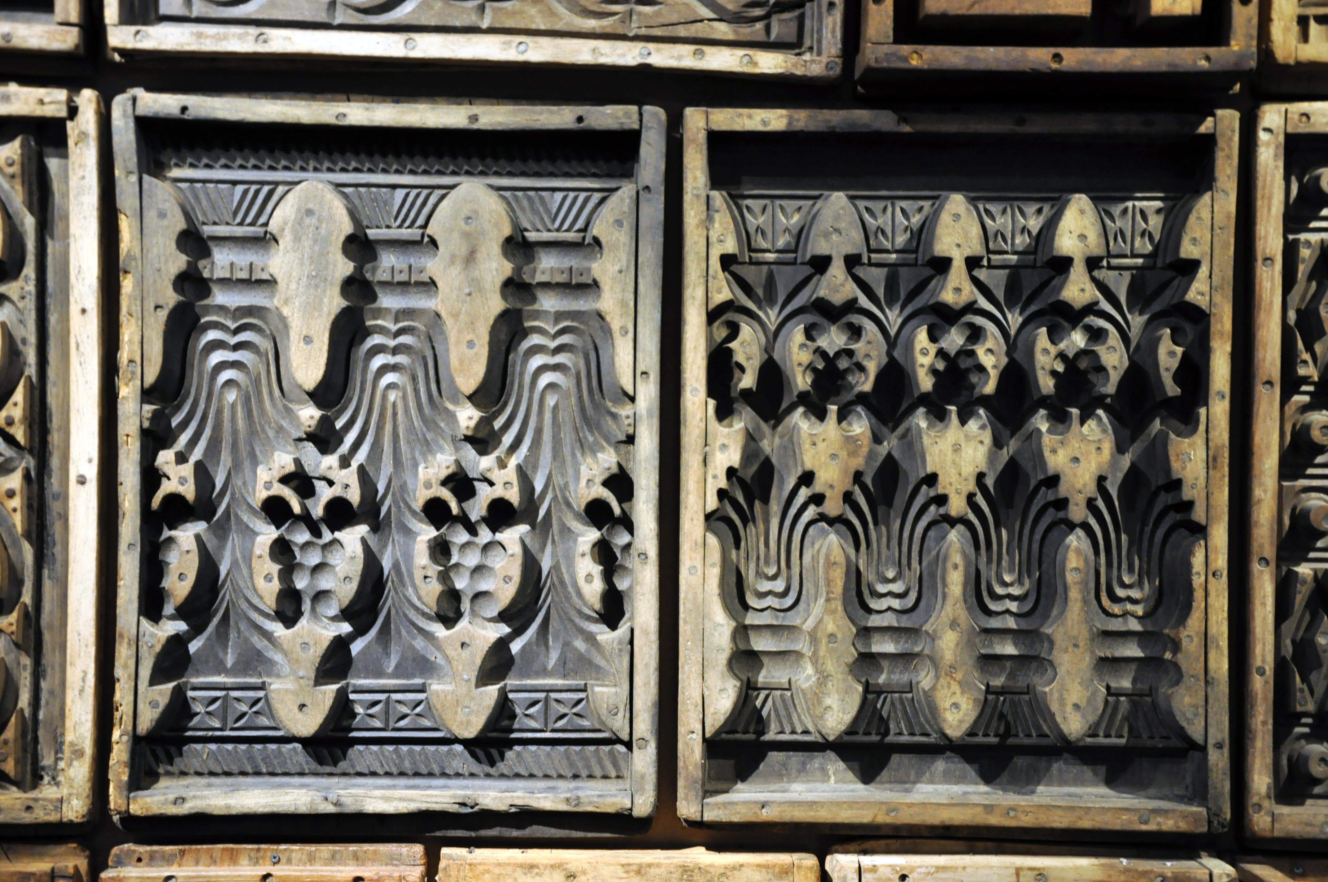 concrete wood molds