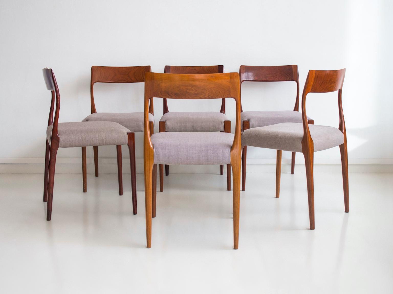 Mid-Century Modern Set of Six Wooden Danish Modern Dining Chairs