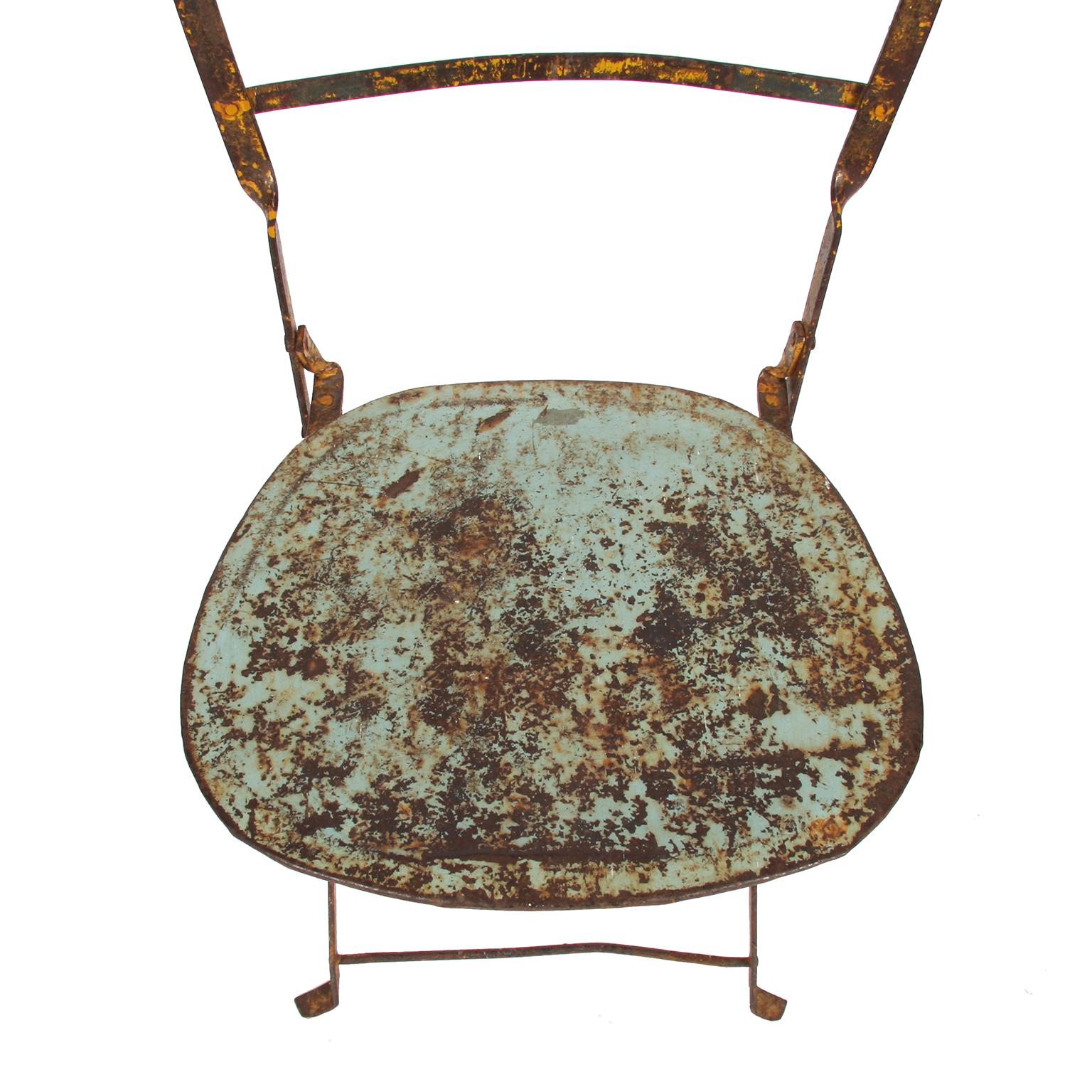 Set of Six Wrought Iron and Steel Folding Chairs In Distressed Condition For Sale In London, GB