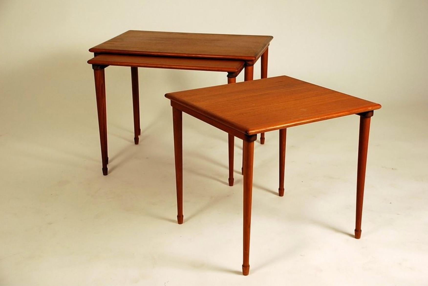 Scandinavian Modern Set of Slender Scandinavian Nesting Tables by Brode Blindheim For Sale