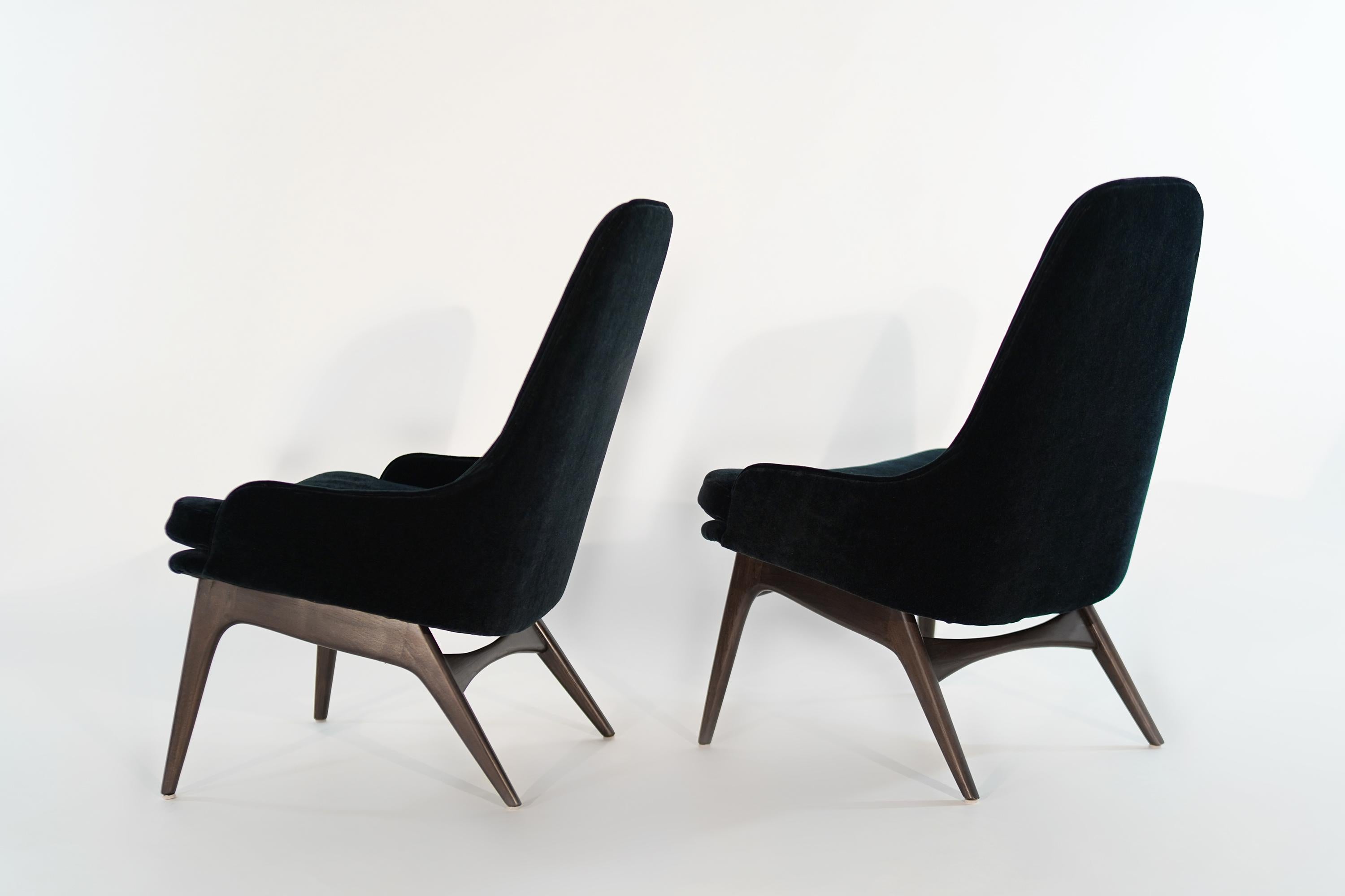 20th Century Set of Slipper Chairs by Adrian Pearsall in Navy Mohair, 1950s For Sale