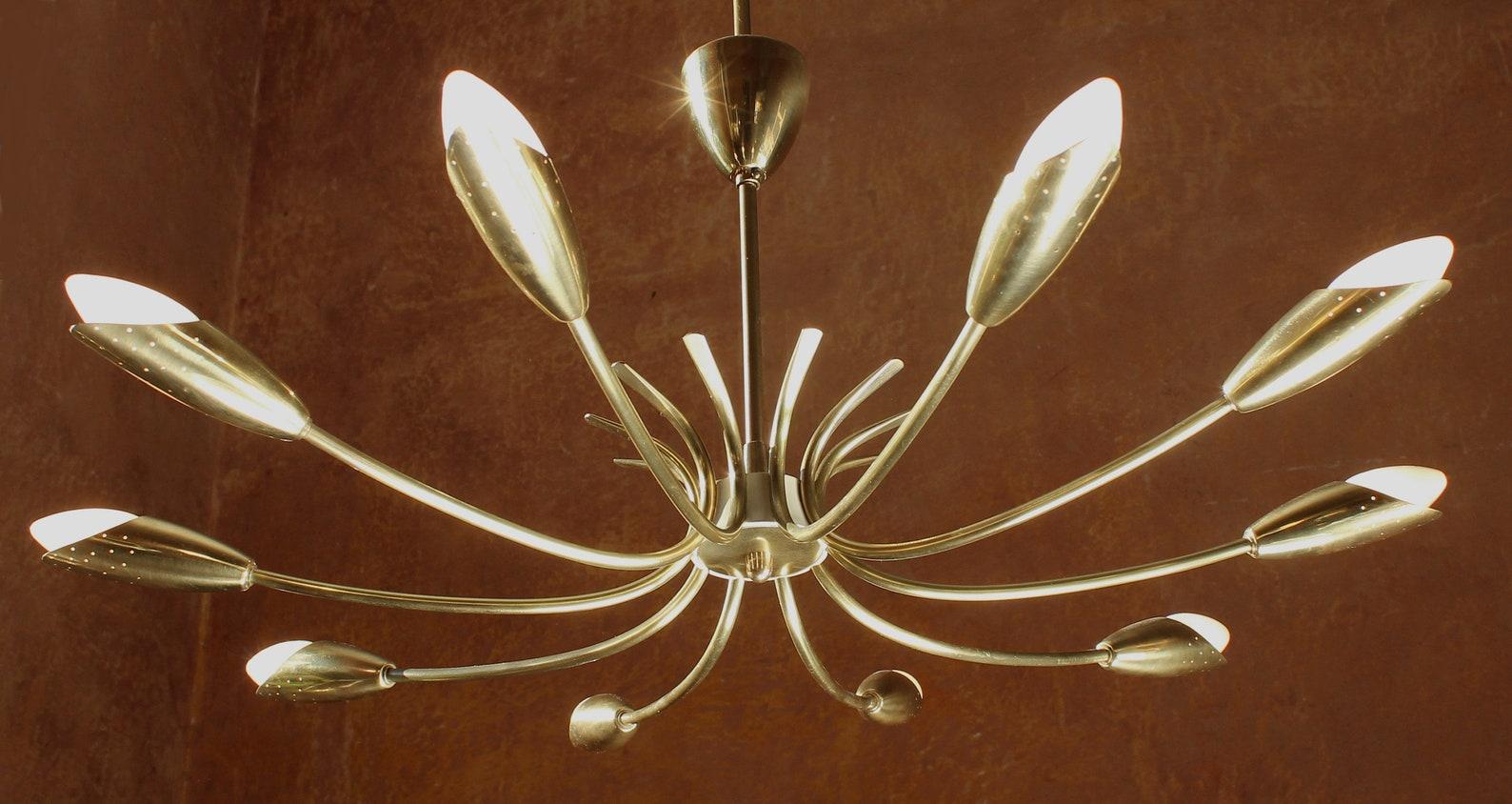 Mid-Century Modern Set of Small Brass Spider Sputnik Chandelier + 2 Sconces, 1950s For Sale