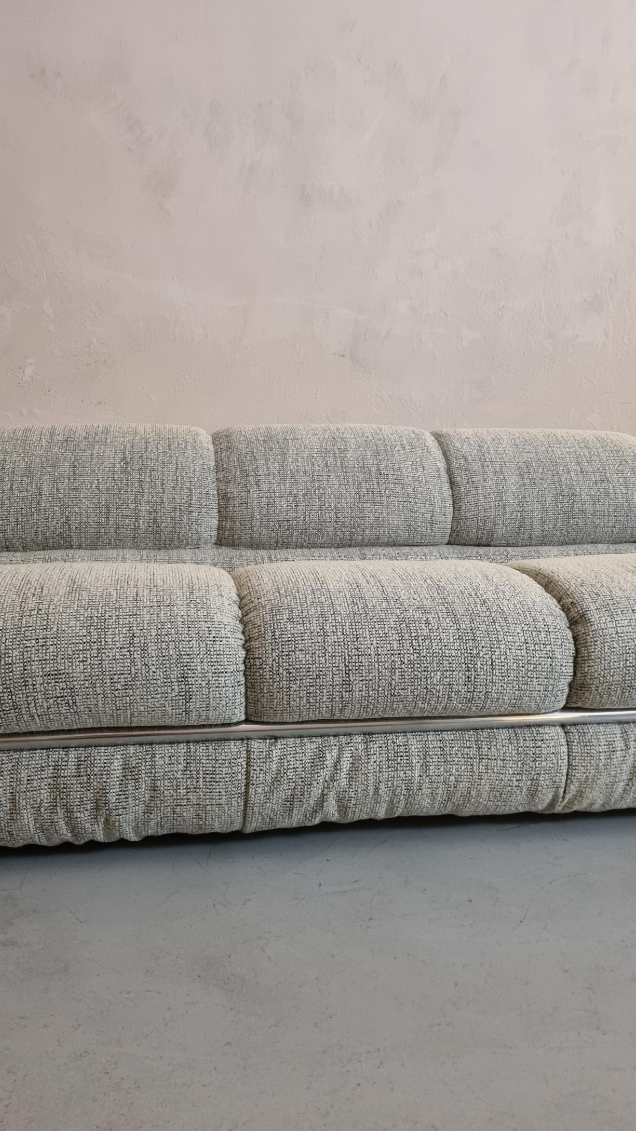Set of sofa 3 seater and armchairs of Italian Production, 1970 7
