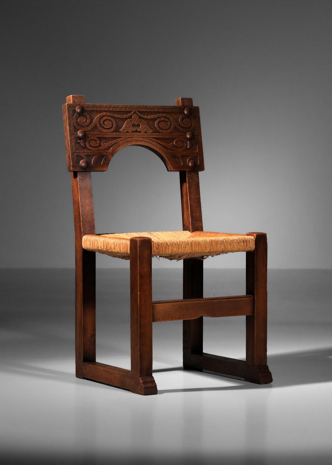 Brutalist Set of solid oak and wicker chairs, carved Savina Joseph style For Sale