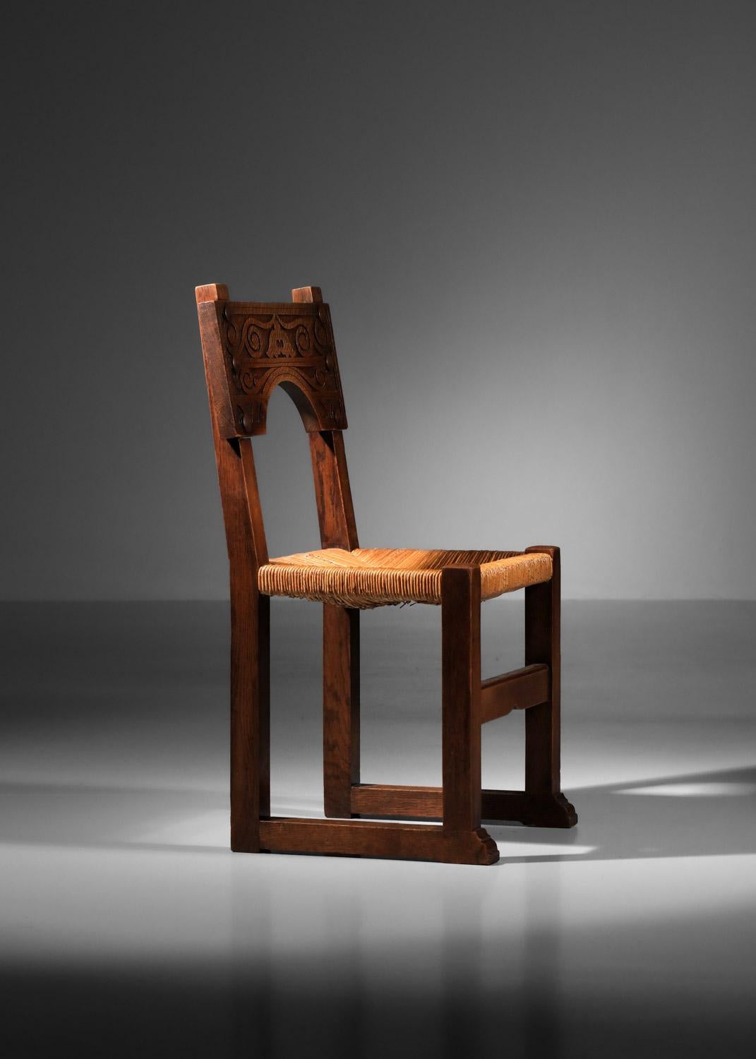 Swedish Set of solid oak and wicker chairs, carved Savina Joseph style For Sale