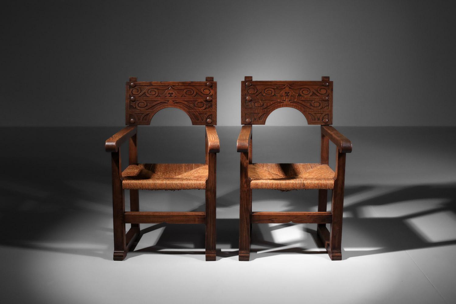 Mid-20th Century Set of solid oak and wicker chairs, carved Savina Joseph style For Sale