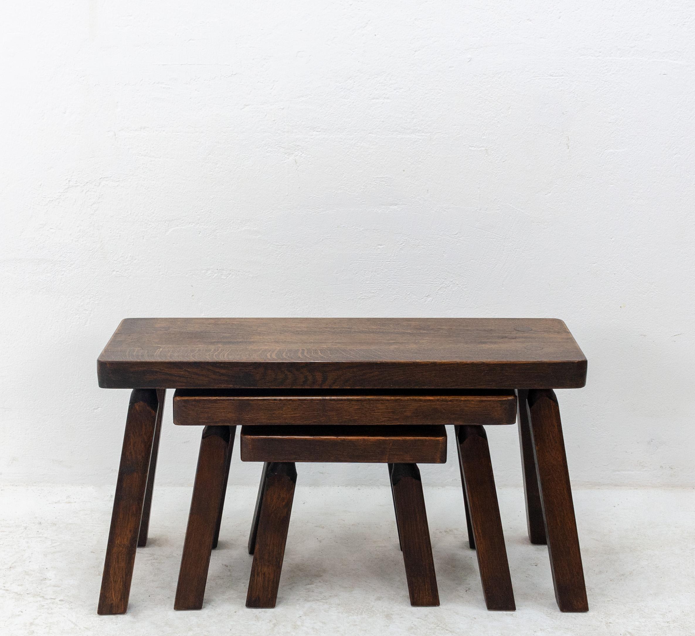 Late 20th Century Set of Solid Oak Nesting Tables, 1970s