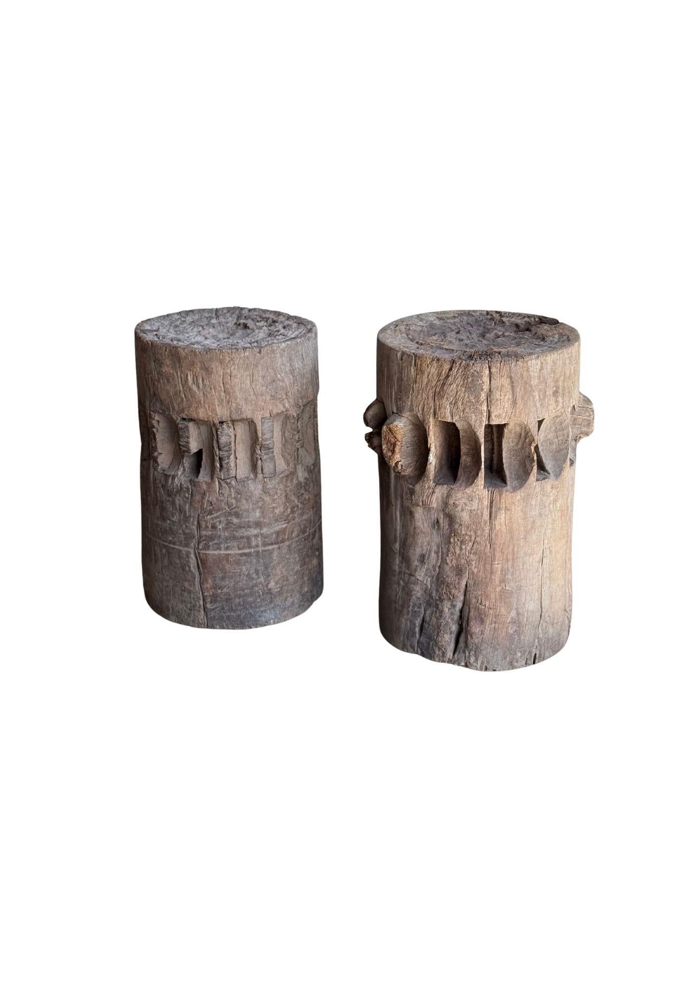 Fatto a mano Set di frantumatori / macinini per canna da zucchero in teak massiccio di Giava, Indonesia, 1900 ca. in vendita