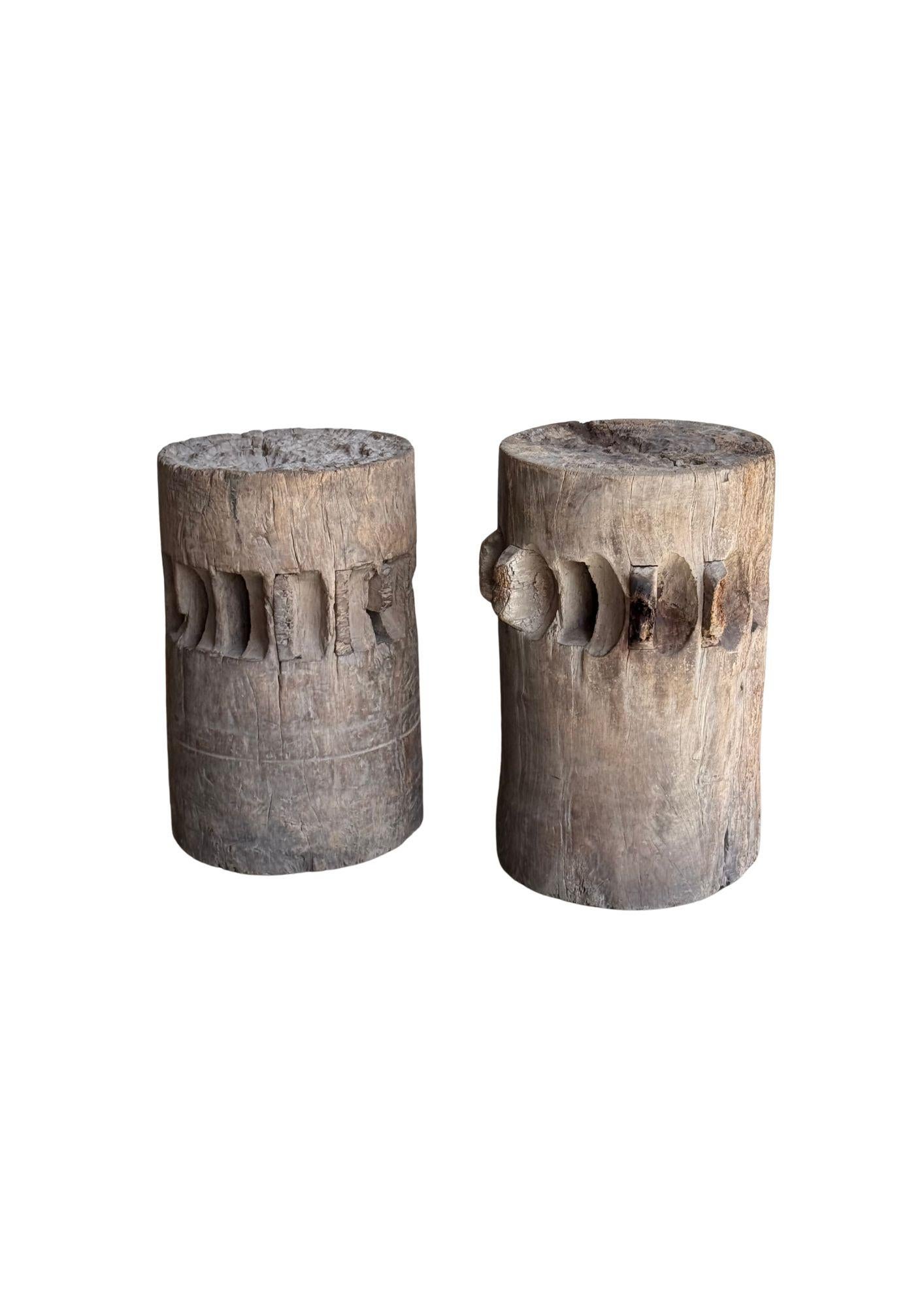 Inizio XX secolo Set di frantumatori / macinini per canna da zucchero in teak massiccio di Giava, Indonesia, 1900 ca. in vendita