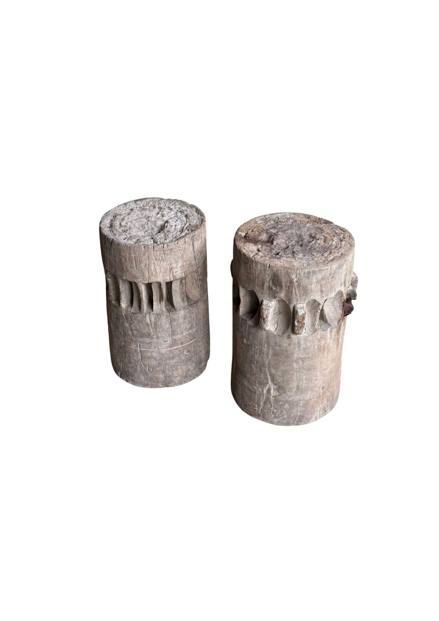 Legno Set di frantumatori / macinini per canna da zucchero in teak massiccio di Giava, Indonesia, 1900 ca. in vendita