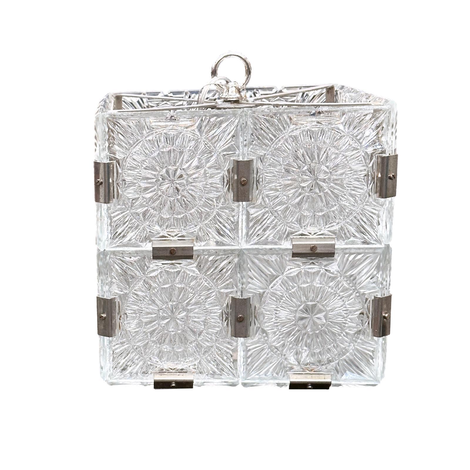 Ensemble de luminaires carrés modernes en verre moulé, vendus individuellement Bon état - En vente à New York, NY