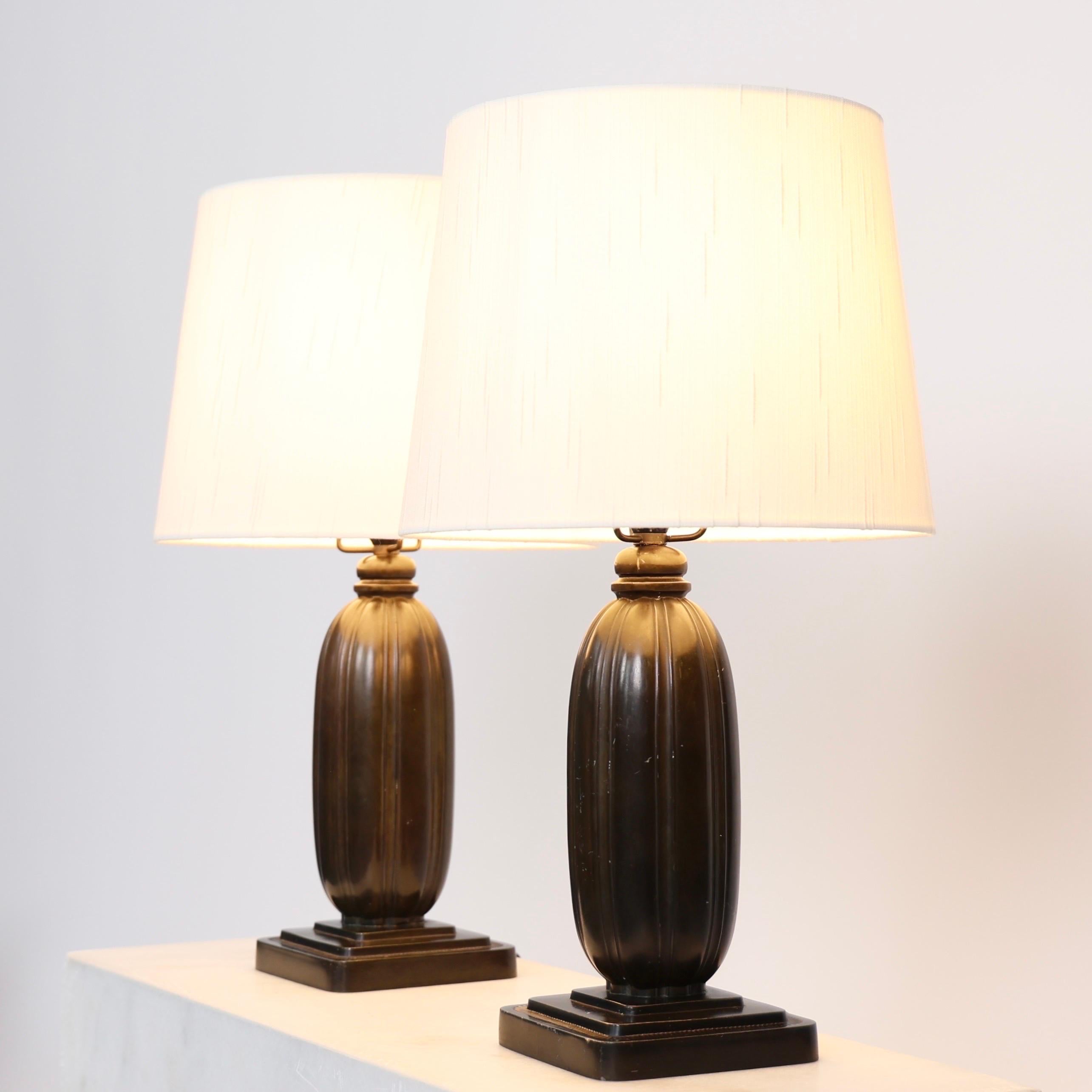 Set of Square Table Lamps by Just Andersen, 1930s, Denmark In Good Condition For Sale In Værløse, DK