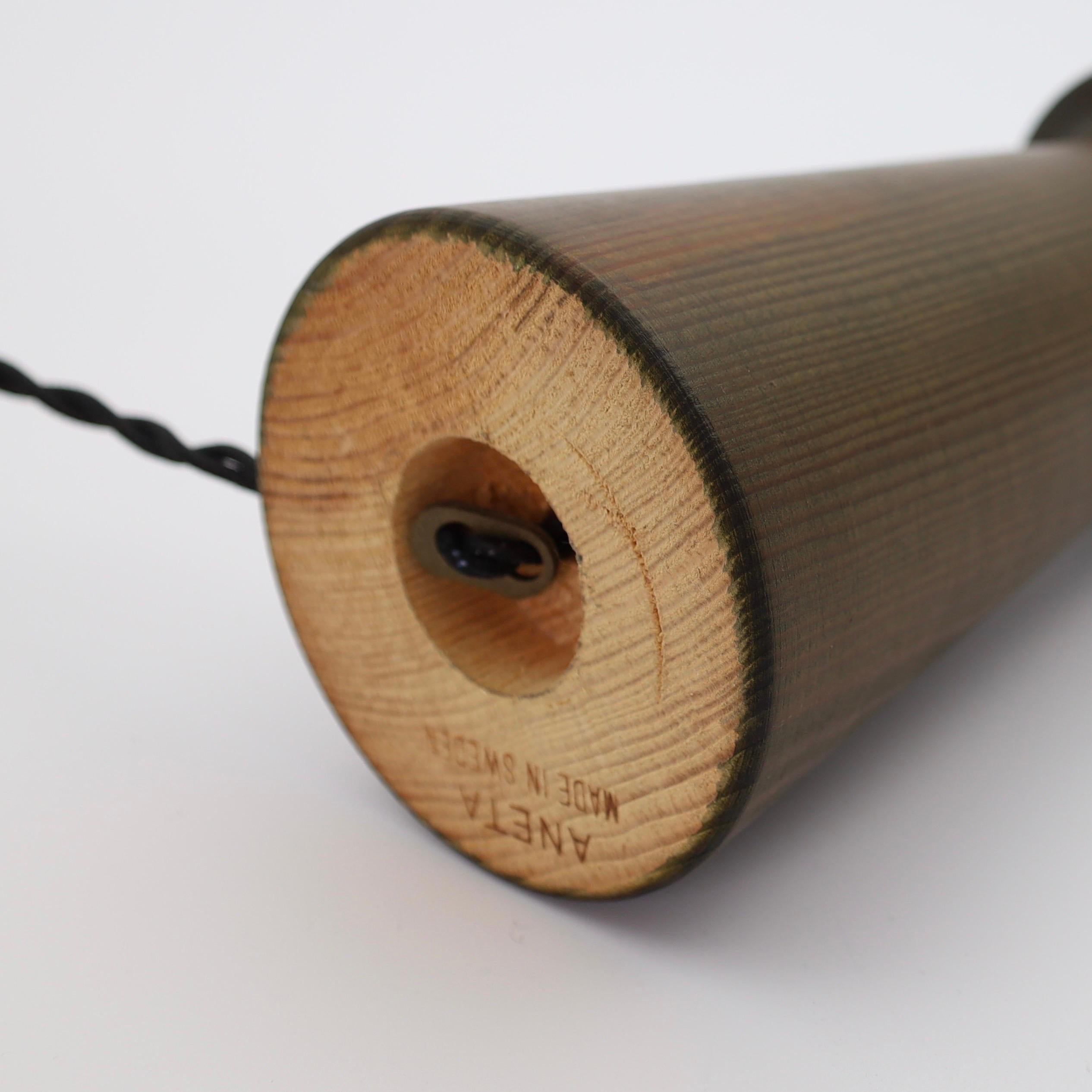 Lampes de nuit suédoises en bois de pin teinté par Uno Dahlen pour Aneta, Suède, 1970 en vente 6