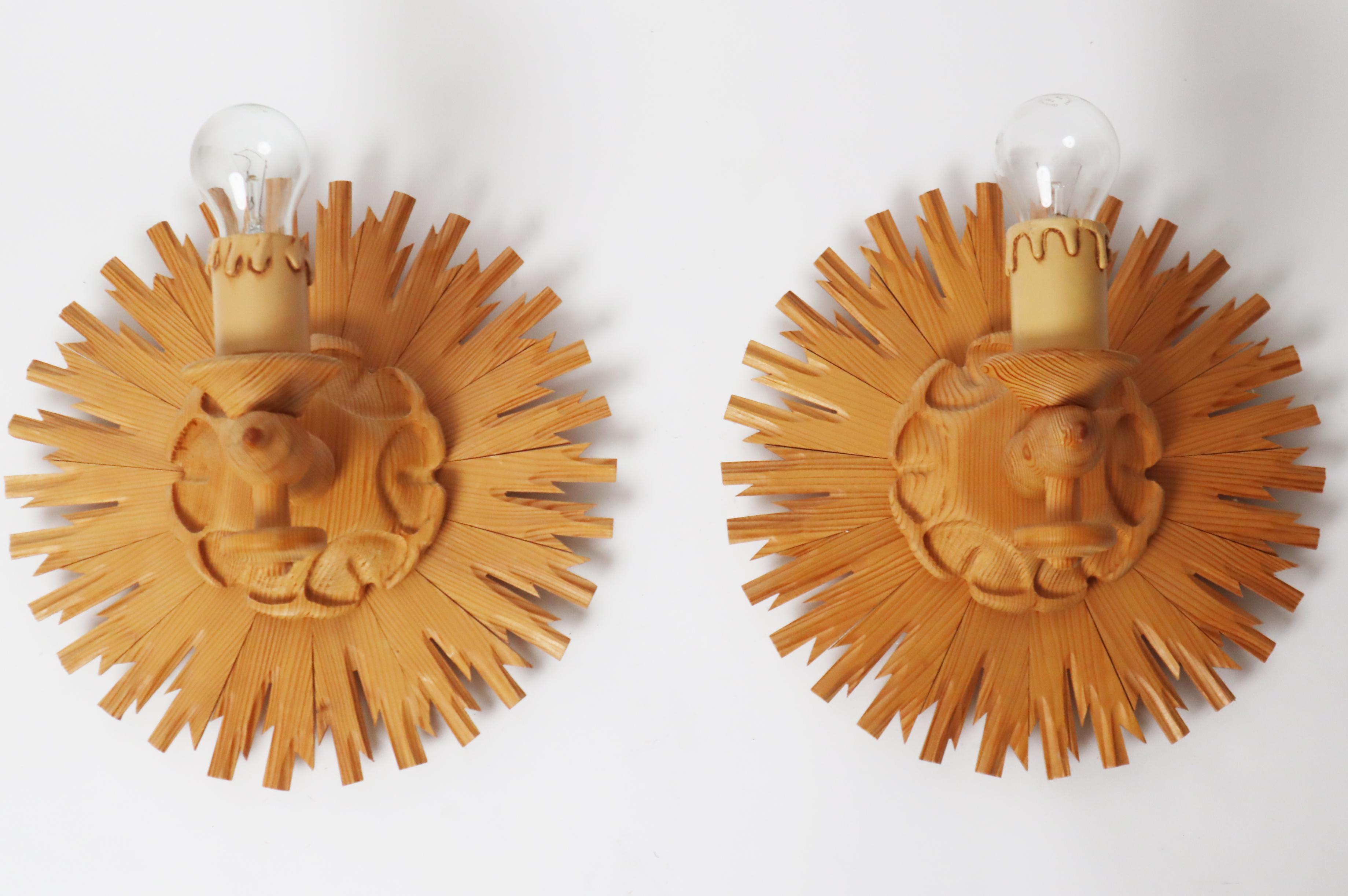 Juego de Apliques Sol Estallido de Madera en Bueno estado para la venta en Hannover, DE