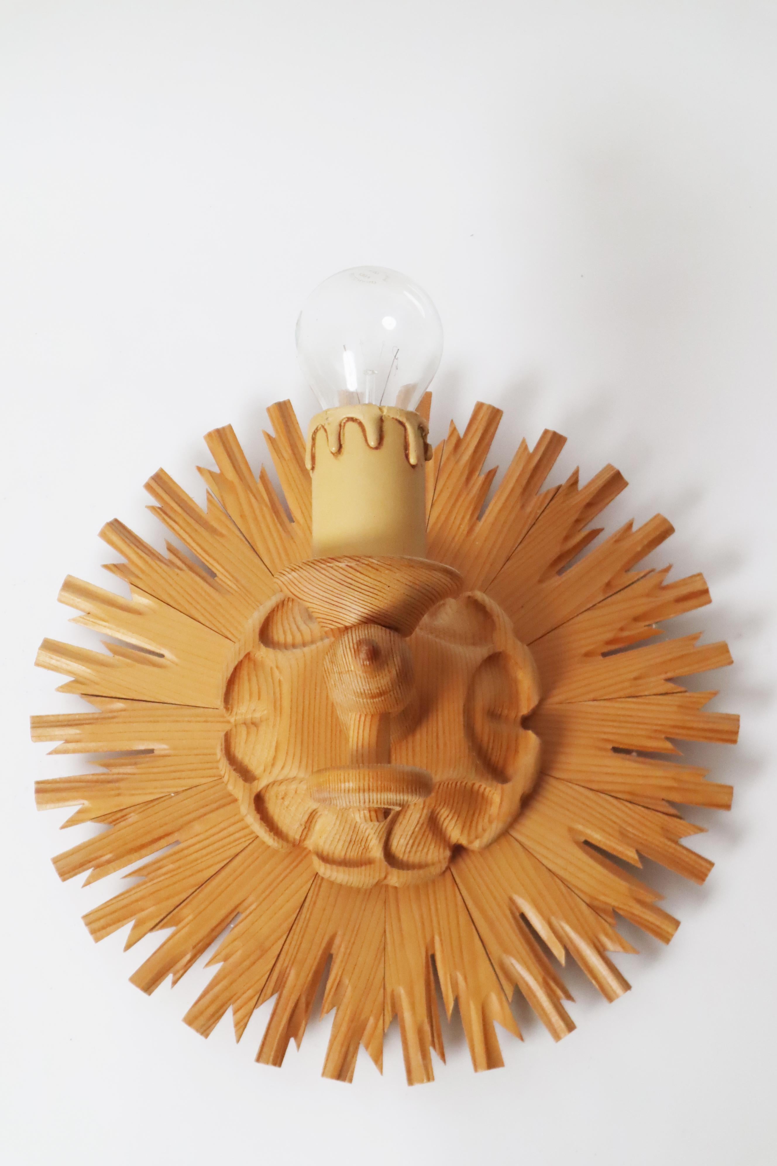 Juego de Apliques Sol Estallido de Madera Pino en venta