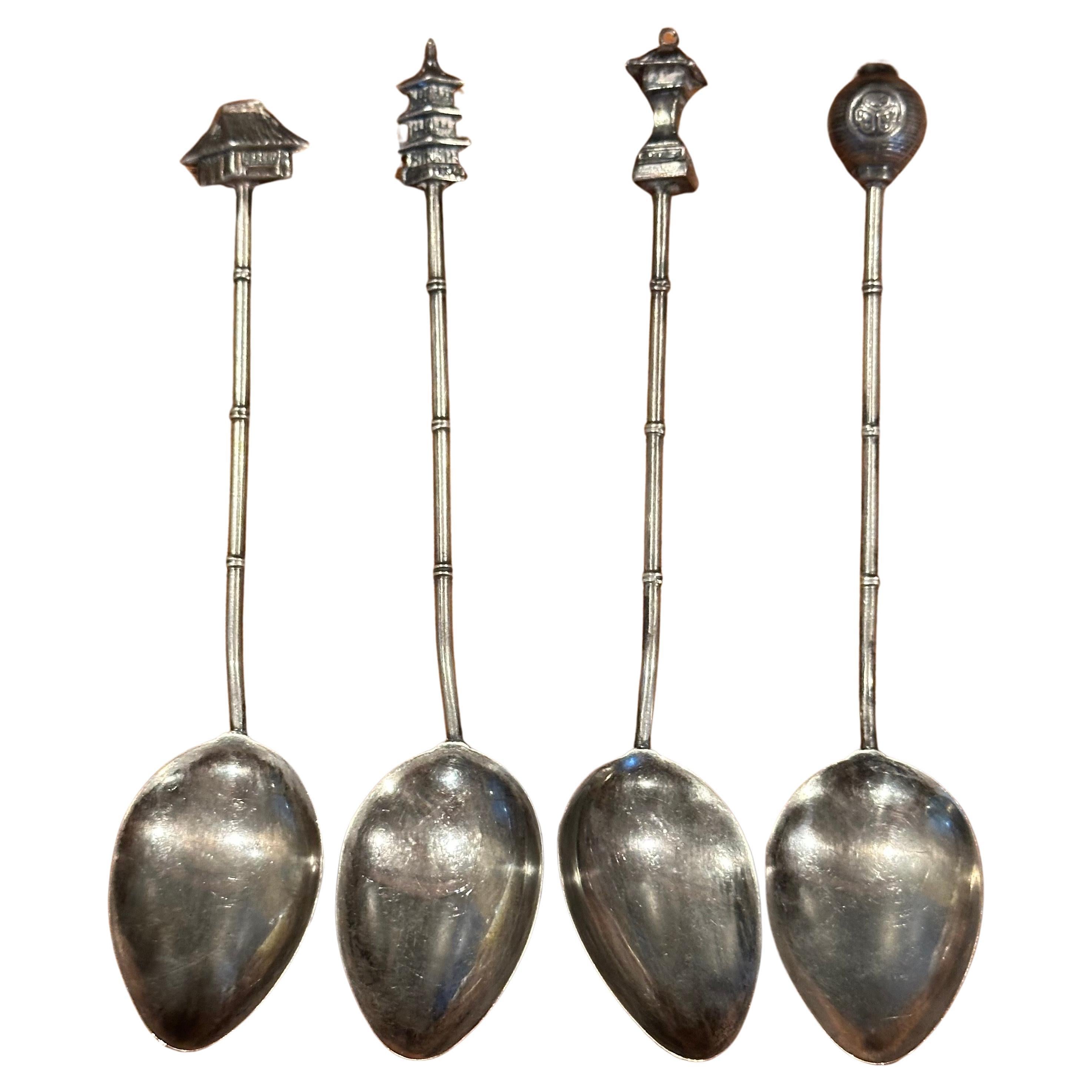 Set di cucchiai demitasse asiatici in argento sterling con motivo a pagoda e stelo in bambù in vendita 4