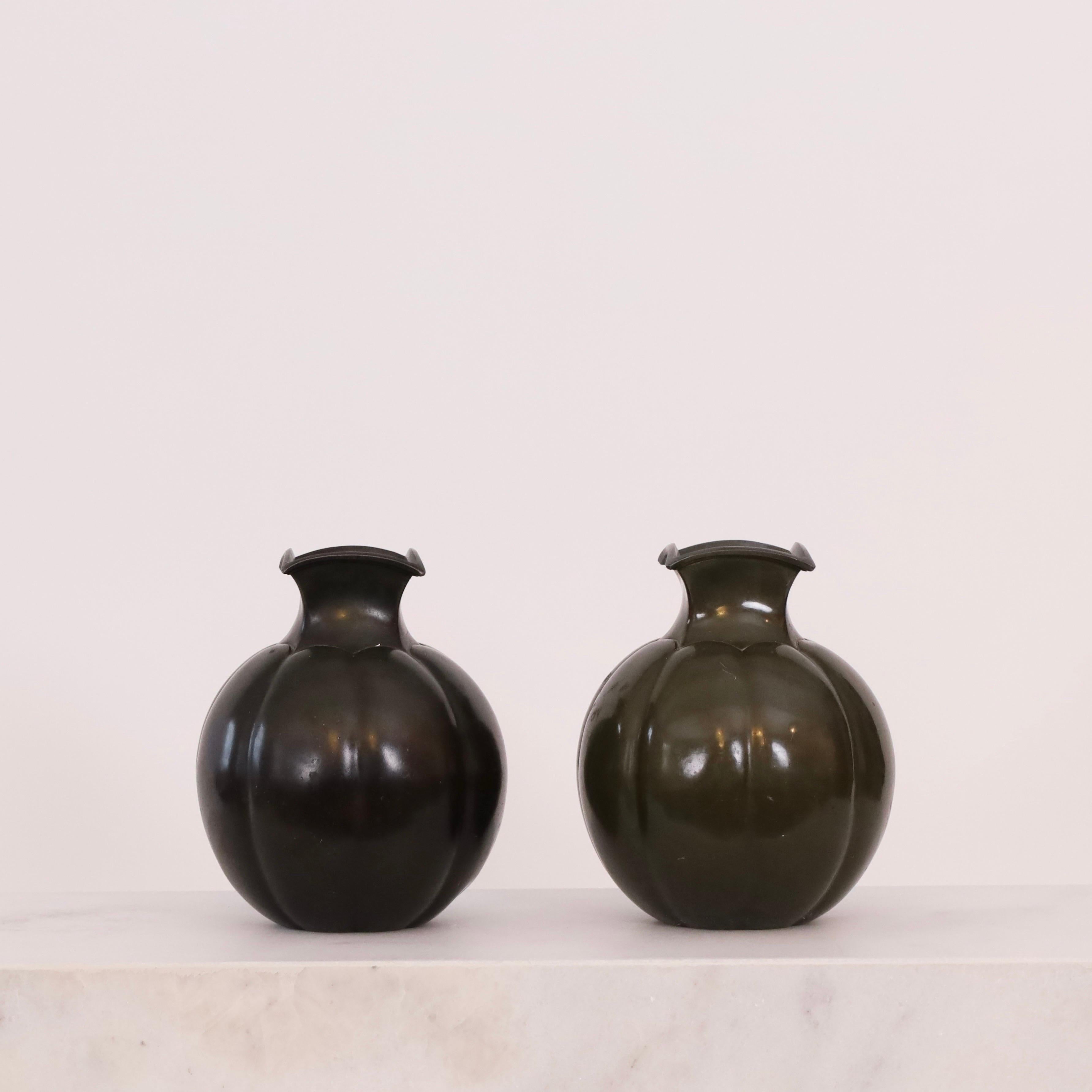Set bedeutender Art-Déco-Vasen von Just Andersen, 1930er Jahre, Dänemark (Dänisch) im Angebot