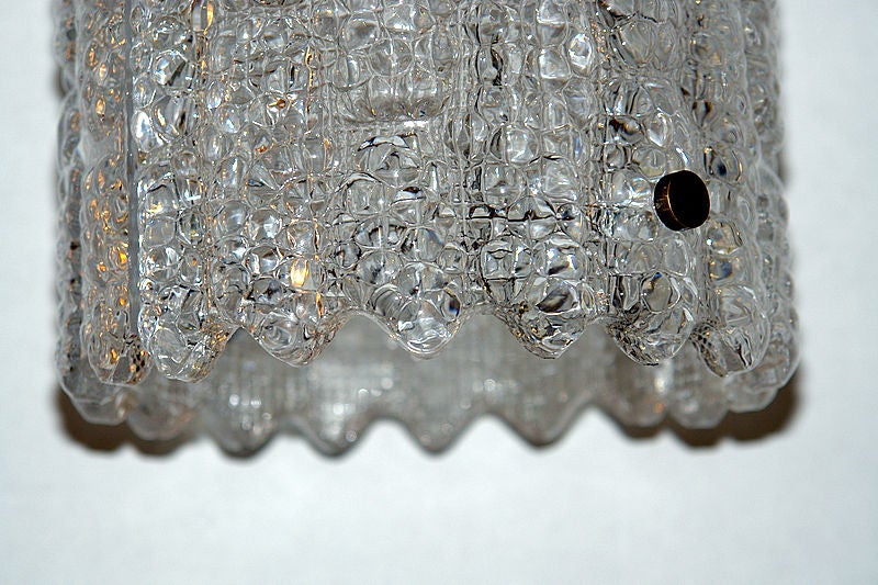 Suédois Ensemble de luminaires suédois en verre. Vendu à l'unité. en vente