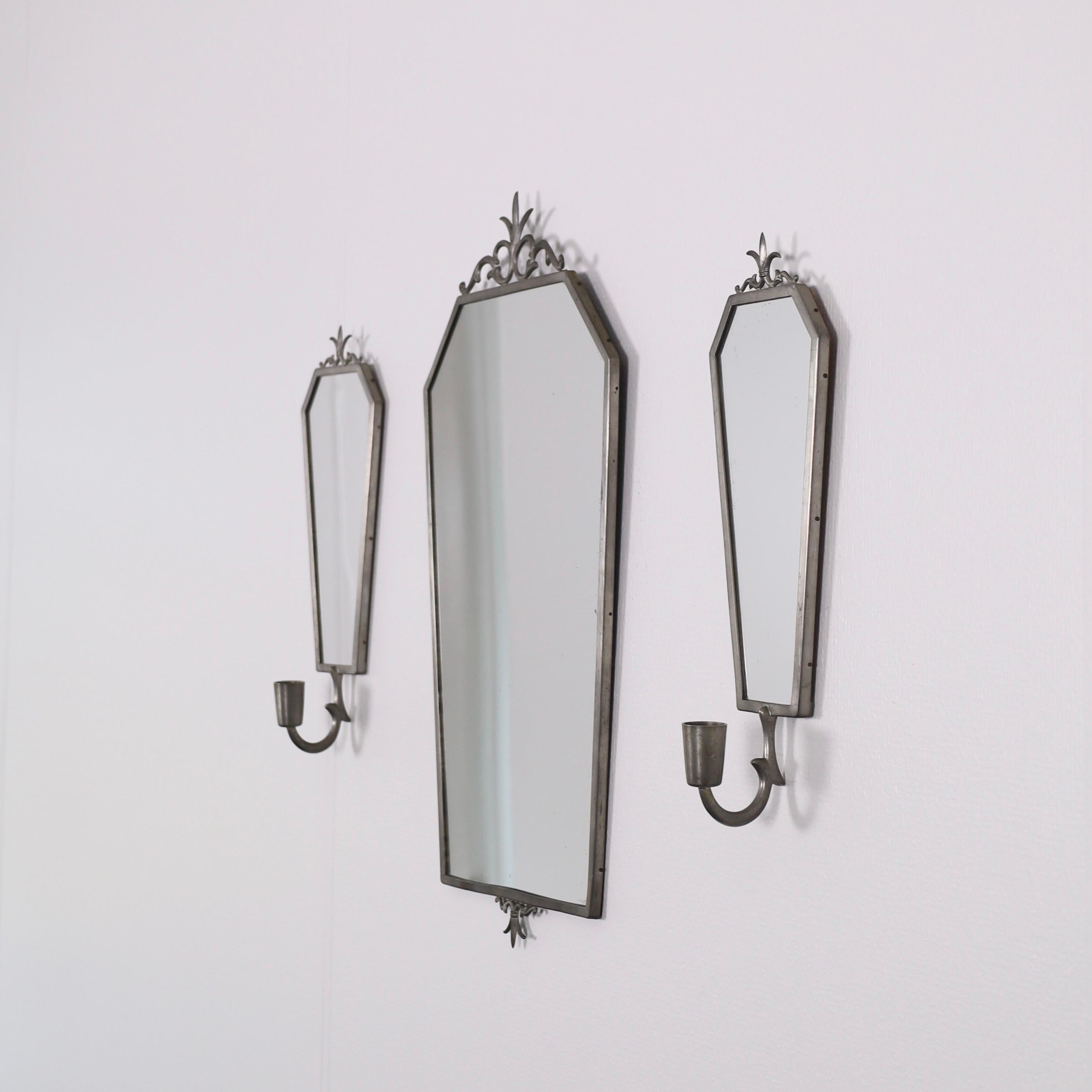 Set schwedischer Grace-Wandspiegel und Kerzenleuchter aus Zinn, 1930er Jahre, Schweden (Mitte des 20. Jahrhunderts) im Angebot