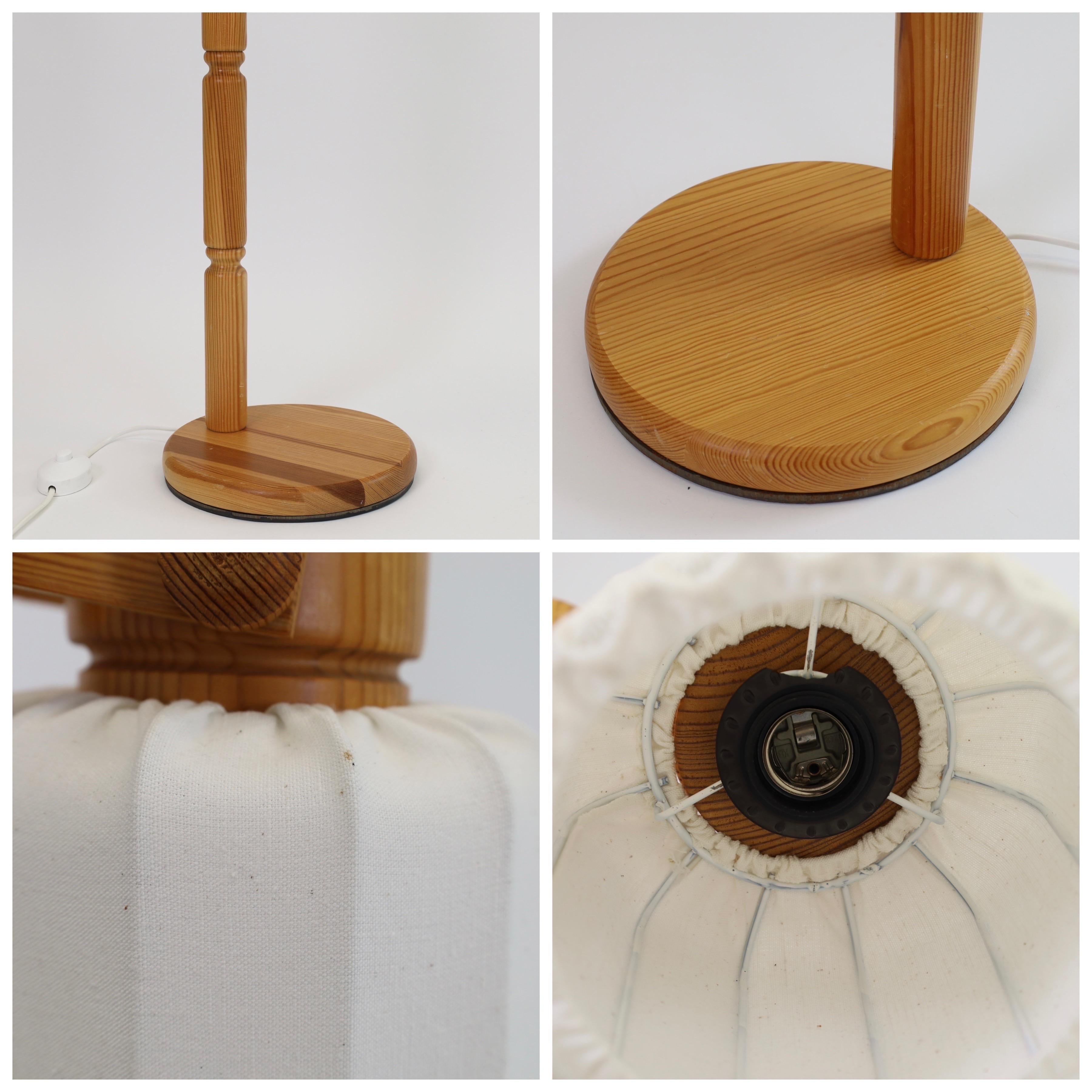 Set di lampade da terra moderne svedesi in Wood di Markslöjd, anni '70, Svezia in vendita 5